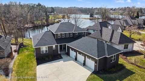 4125 Harbour Cove Lansing MI 48911