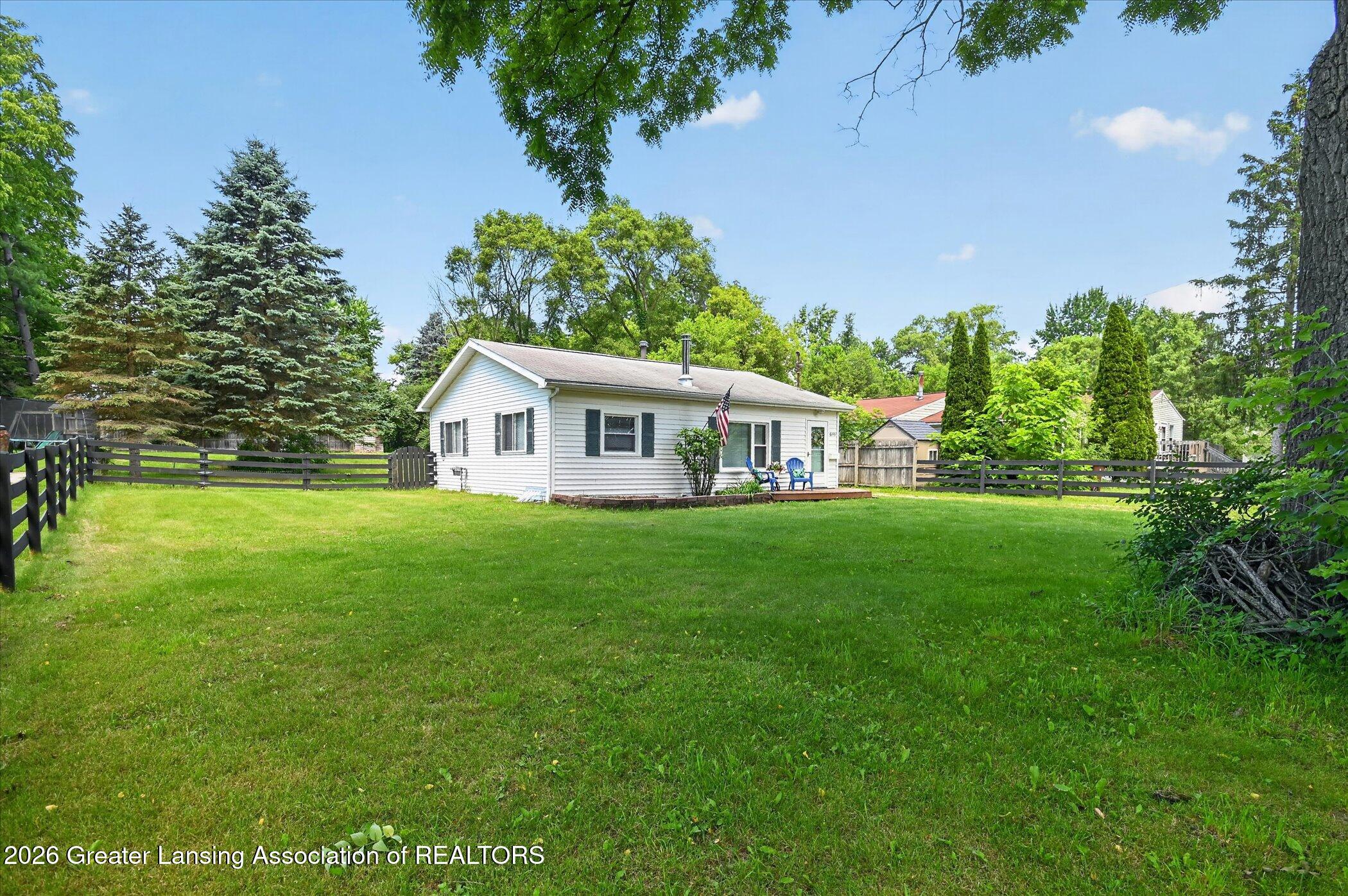 6143 Porter Avenue - Photo 4
