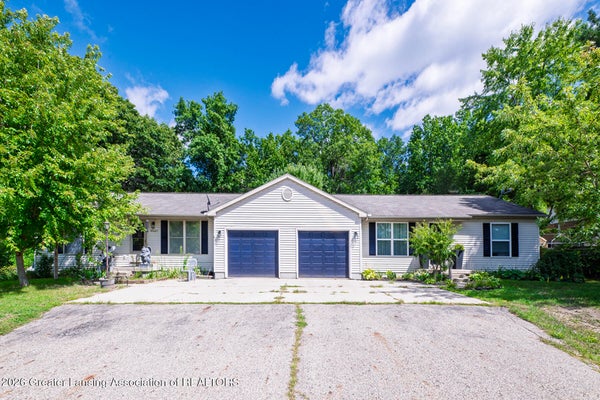 15487 GARY LN, BATH, MI 48808 - Image d3b0a2fe598d2e67432f80dcd308b96c/2091489944