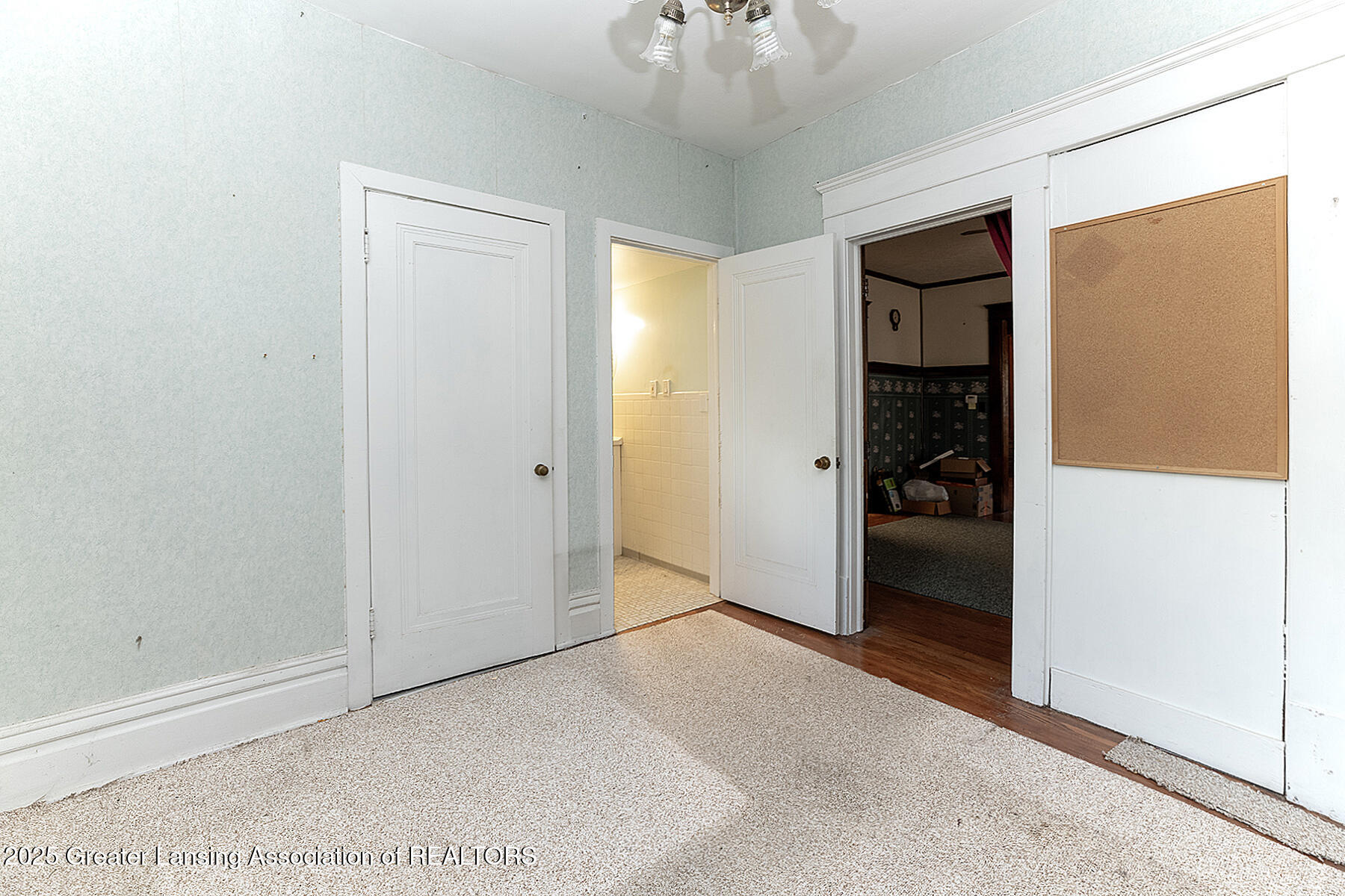 Lansing, Michigan 48915, United States, 4 Bedrooms Bedrooms, ,1 BathroomBathrooms,Residential,Active,236739