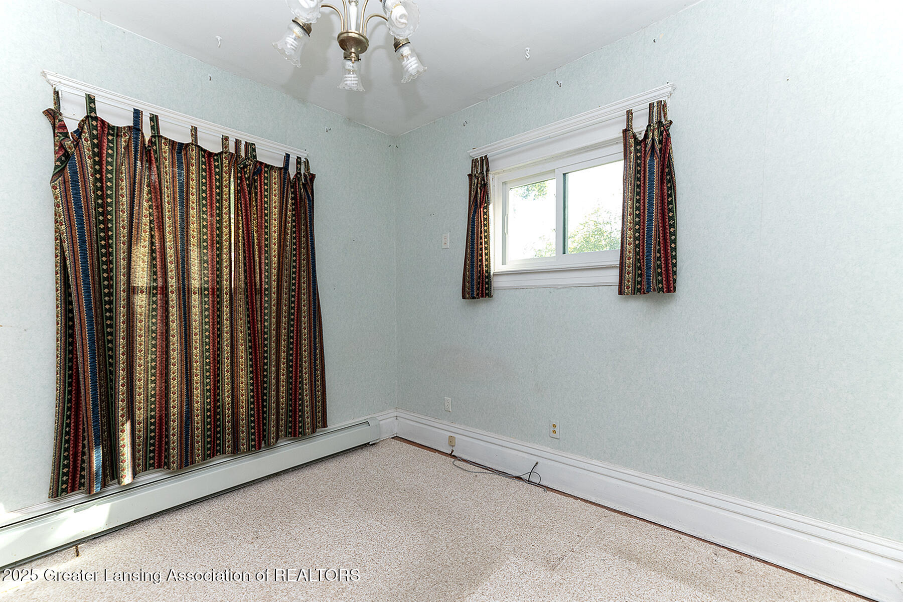 Lansing, Michigan 48915, United States, 4 Bedrooms Bedrooms, ,1 BathroomBathrooms,Residential,Active,236739