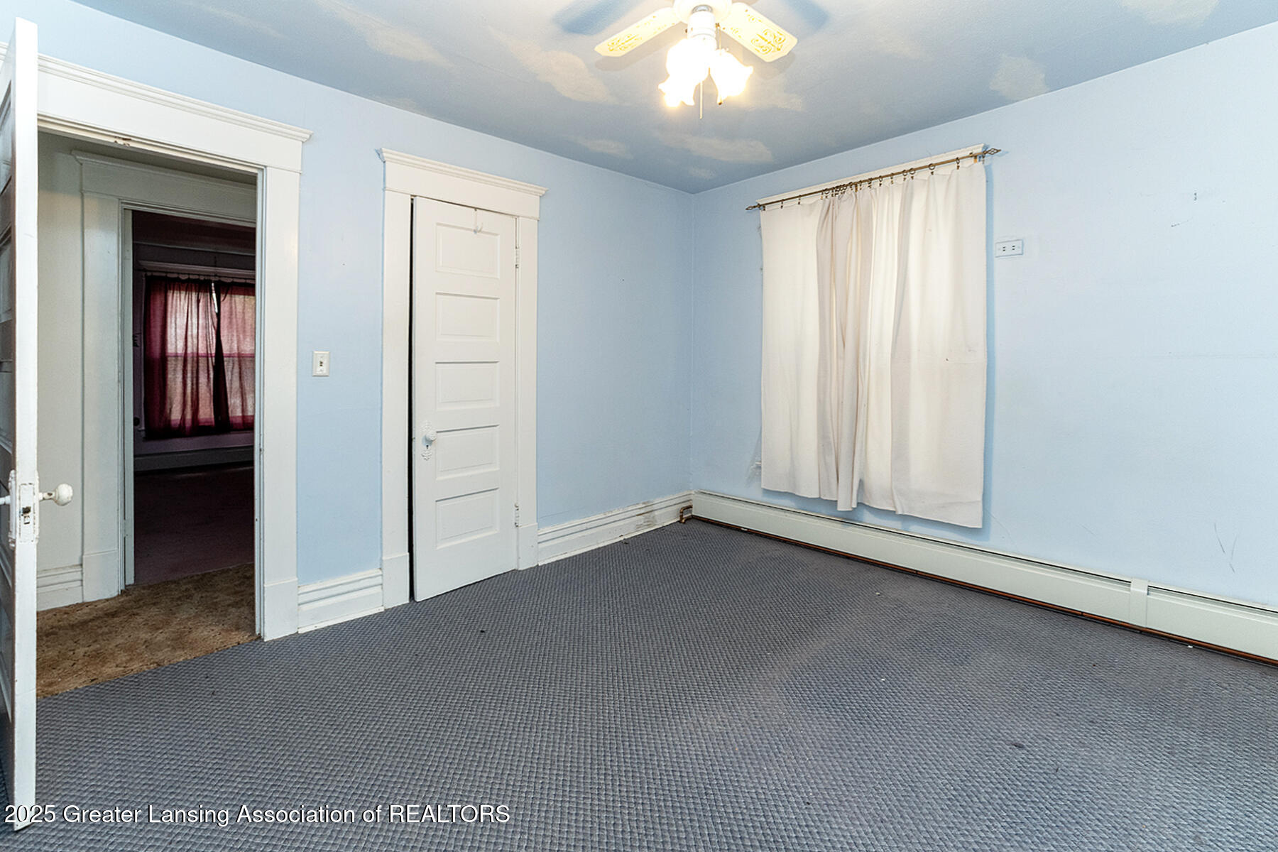 Lansing, Michigan 48915, United States, 4 Bedrooms Bedrooms, ,1 BathroomBathrooms,Residential,Active,236739