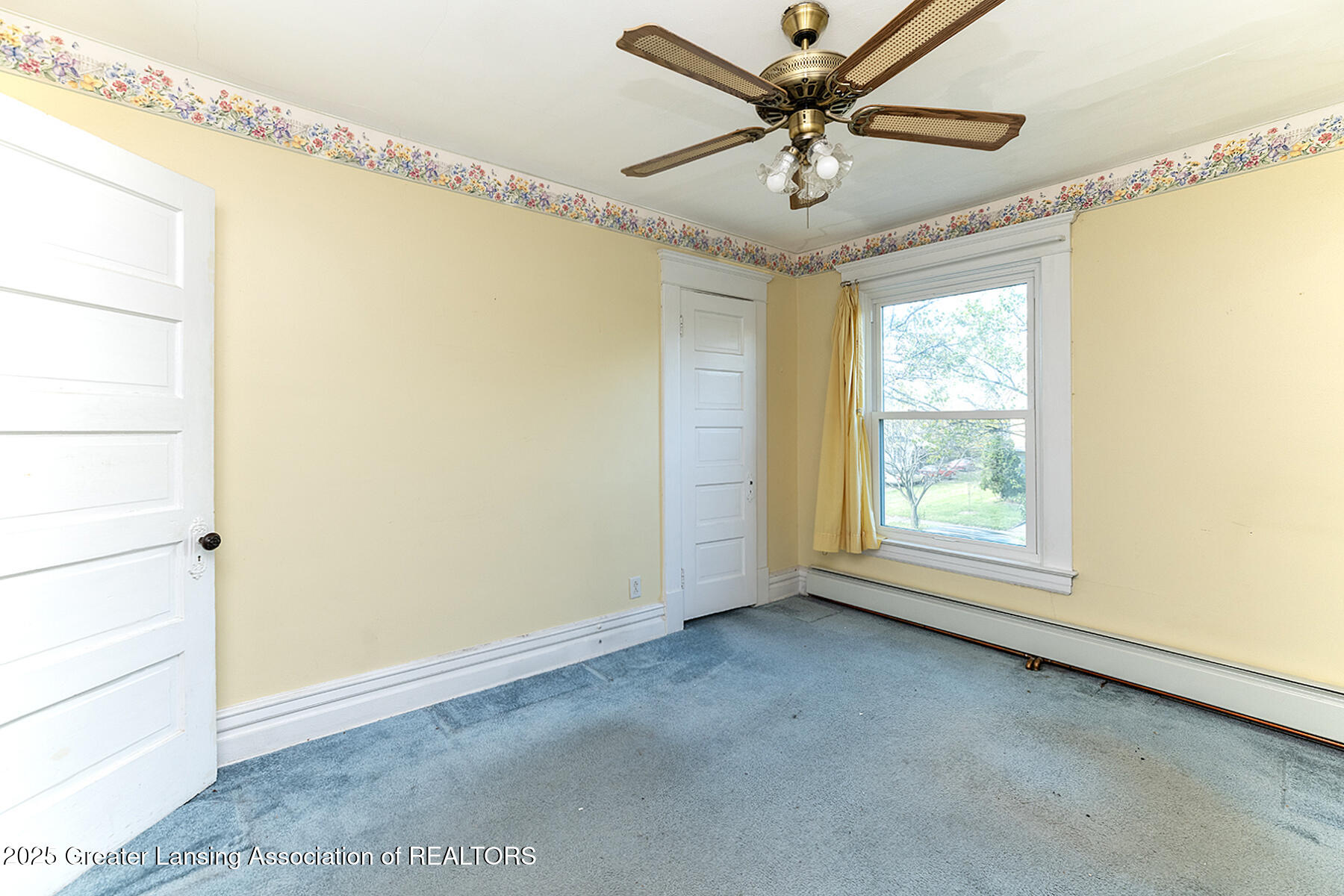 Lansing, Michigan 48915, United States, 4 Bedrooms Bedrooms, ,1 BathroomBathrooms,Residential,Active,236739