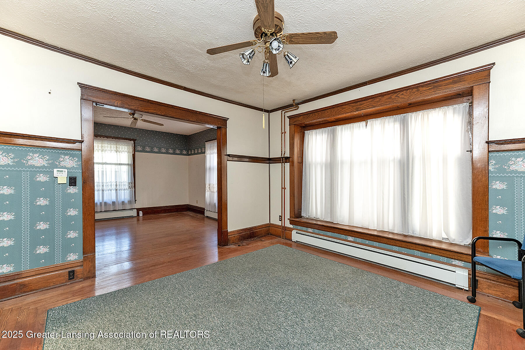 Lansing, Michigan 48915, United States, 4 Bedrooms Bedrooms, ,1 BathroomBathrooms,Residential,Active,236739