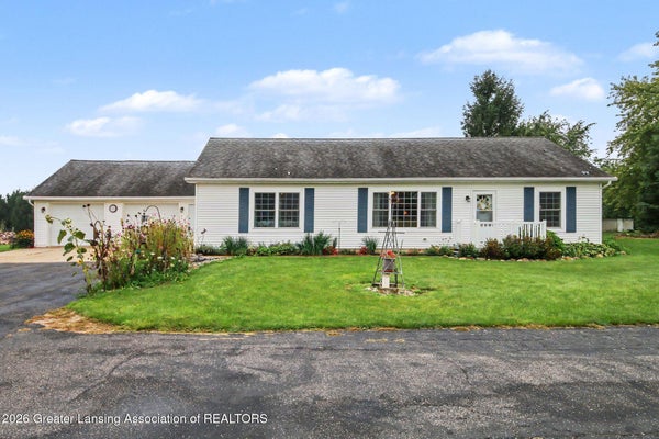 6089 JORDAN LAKE RD, SARANAC, MI 48881 - Image d7a75673a69d3c16e5d5e0b9143bb0d5/3427071767