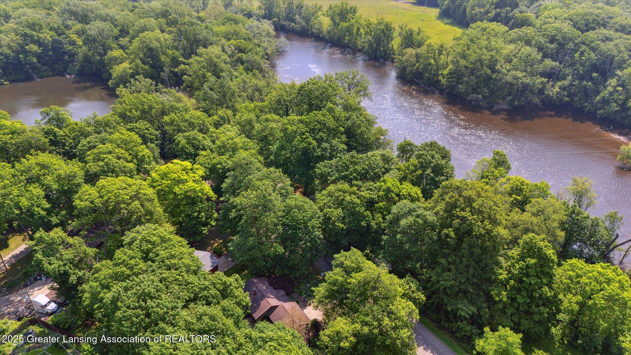 Lansing, Michigan 48906, United States, 3 Bedrooms Bedrooms, ,1 BathroomBathrooms,Residential,Active,141016