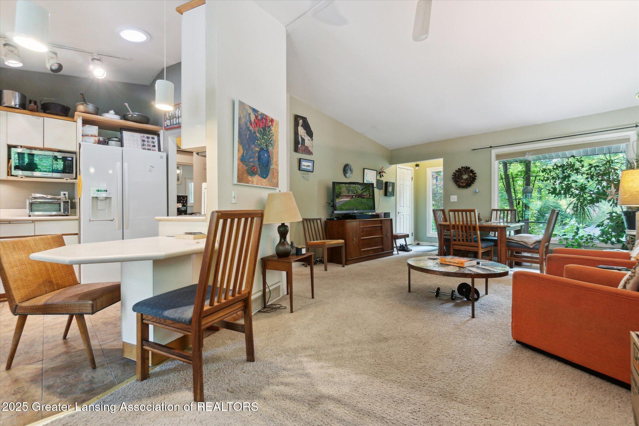 Lansing, Michigan 48906, United States, 3 Bedrooms Bedrooms, ,1 BathroomBathrooms,Residential,Active,141016