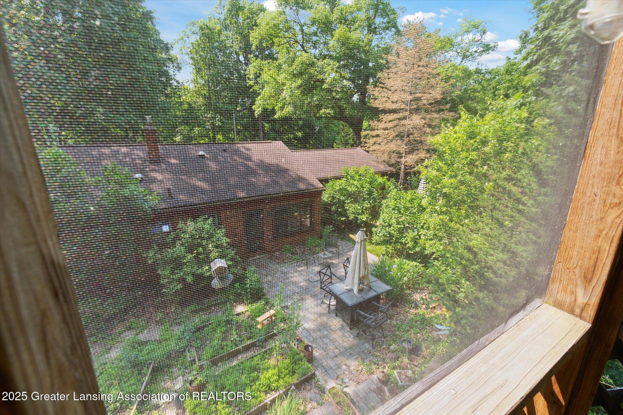 Lansing, Michigan 48906, United States, 3 Bedrooms Bedrooms, ,1 BathroomBathrooms,Residential,Active,141016