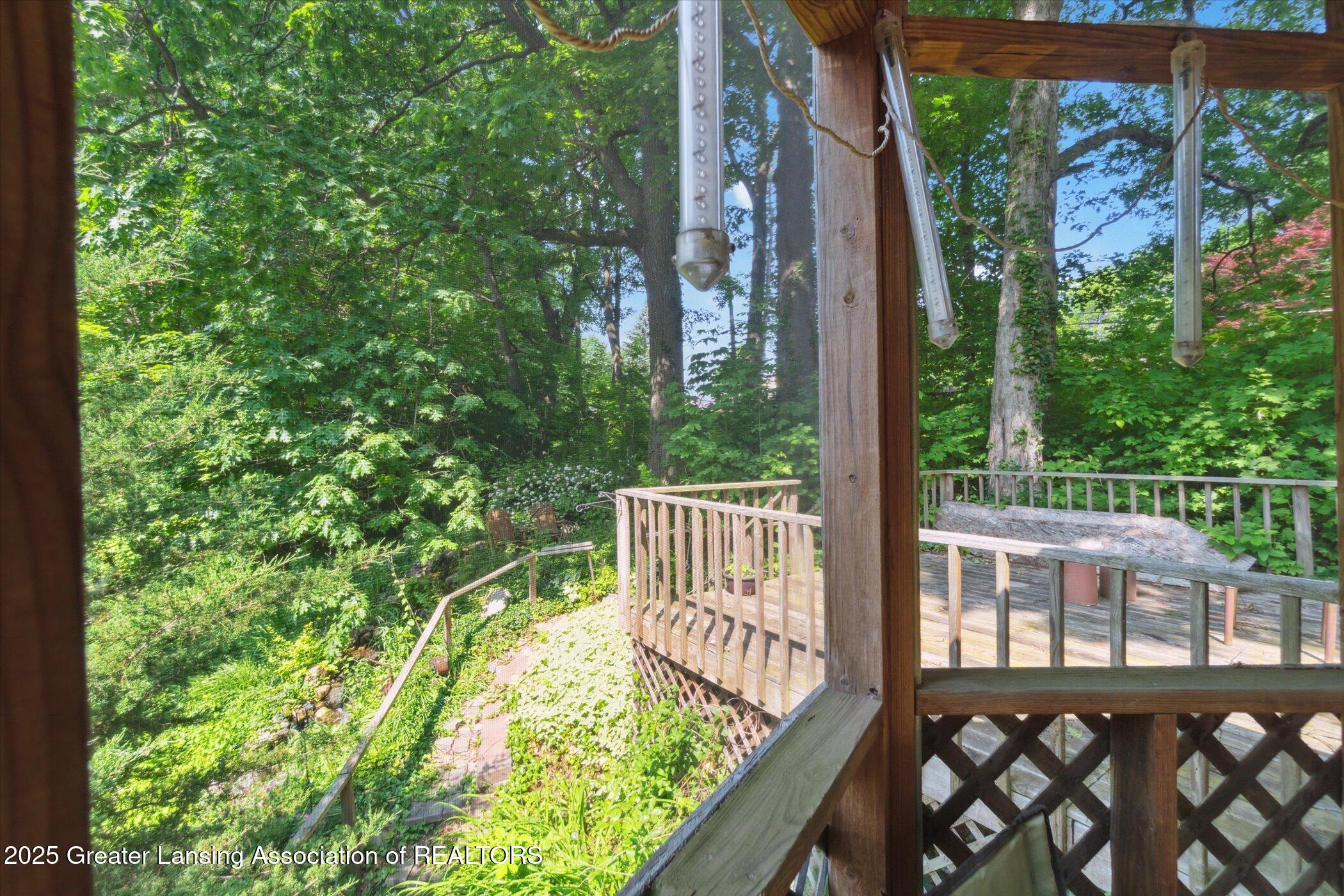 Lansing, Michigan 48906, United States, 3 Bedrooms Bedrooms, ,1 BathroomBathrooms,Residential,Active,141016