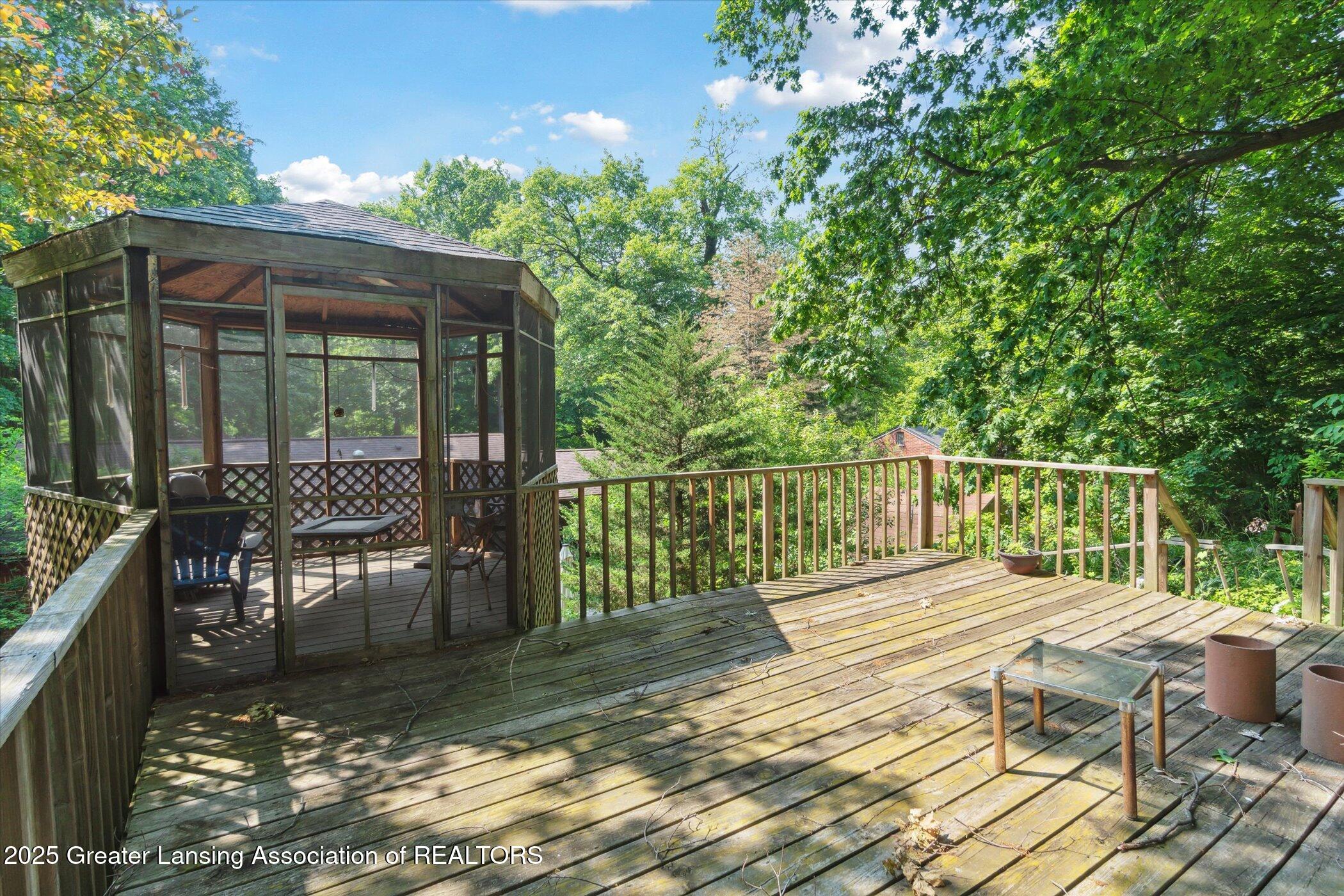 Lansing, Michigan 48906, United States, 3 Bedrooms Bedrooms, ,1 BathroomBathrooms,Residential,Active,141016