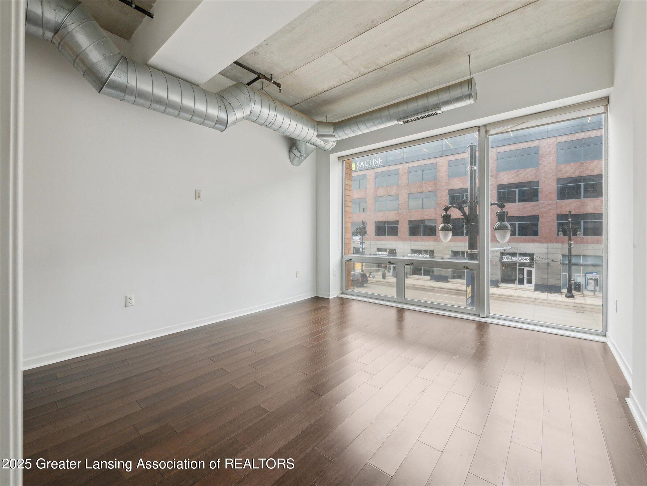 Detroit, Michigan 48201, United States, 1 Bedroom Bedrooms, ,2 BathroomsBathrooms,Residential,Active,109554