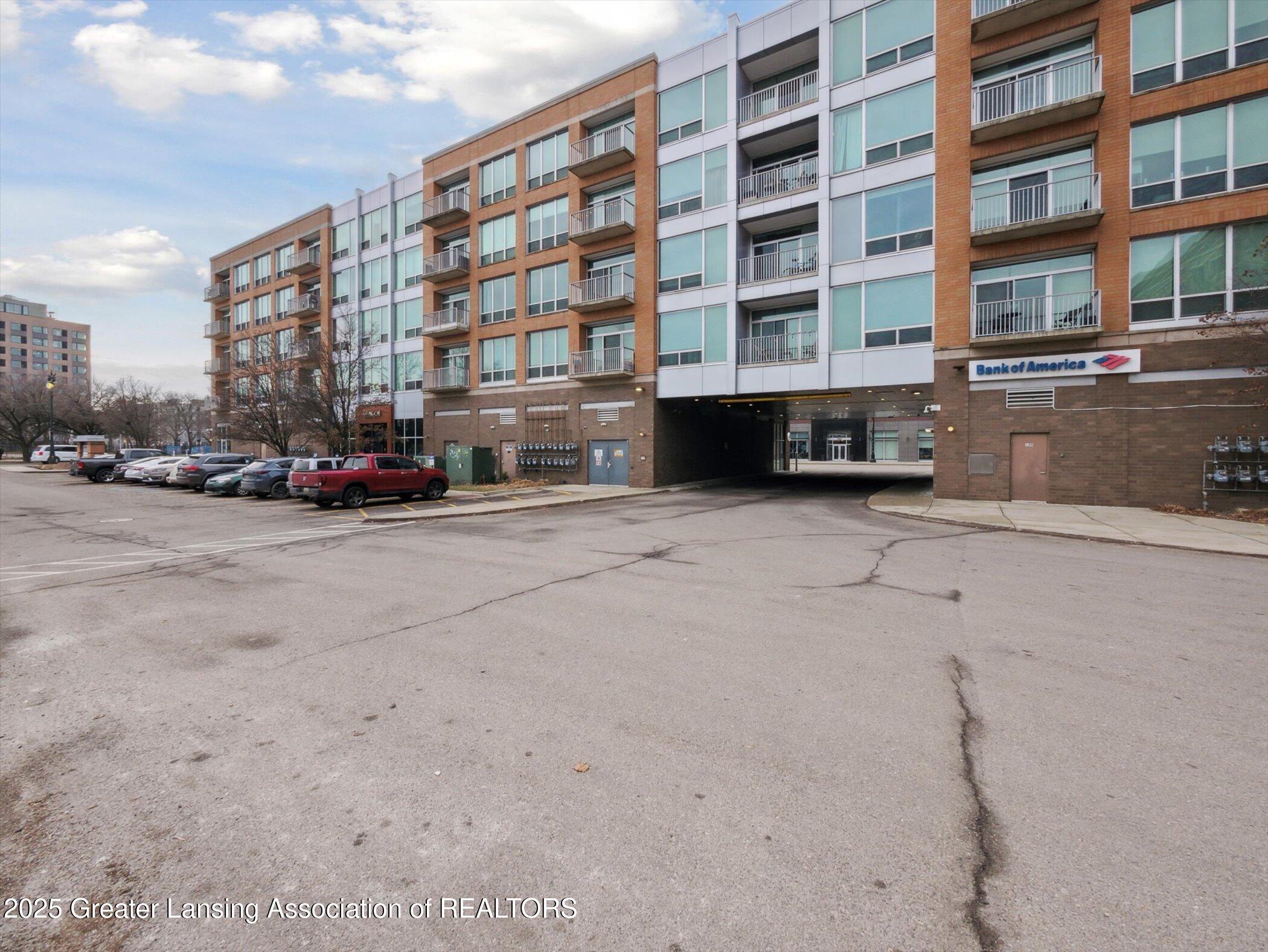 Detroit, Michigan 48201, United States, 1 Bedroom Bedrooms, ,2 BathroomsBathrooms,Residential,Active,109554