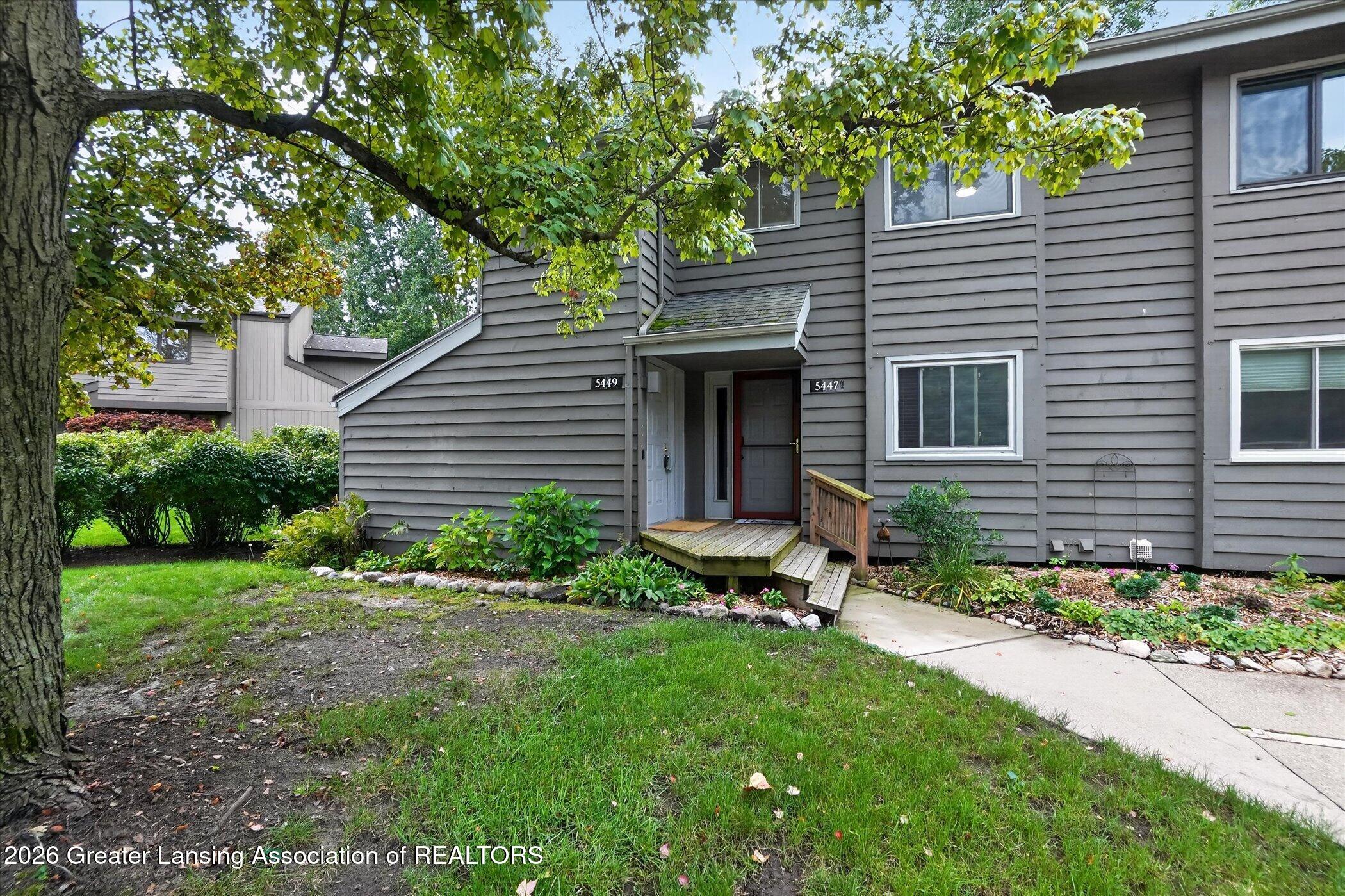 5449 Wild Oak Drive