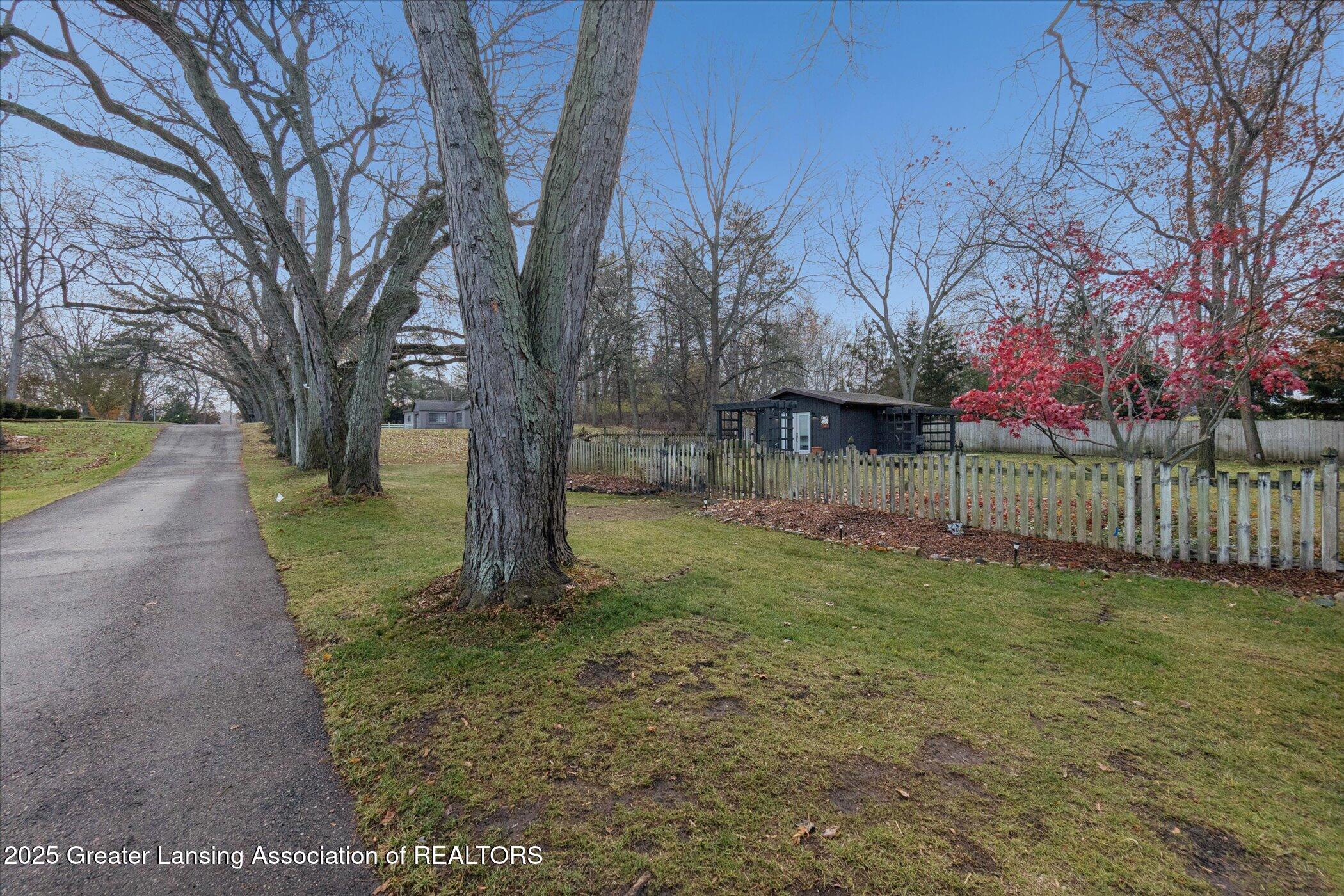 Lansing, Michigan 48911, United States, 3 Bedrooms Bedrooms, ,4 BathroomsBathrooms,Residential,Coming Soon,247539