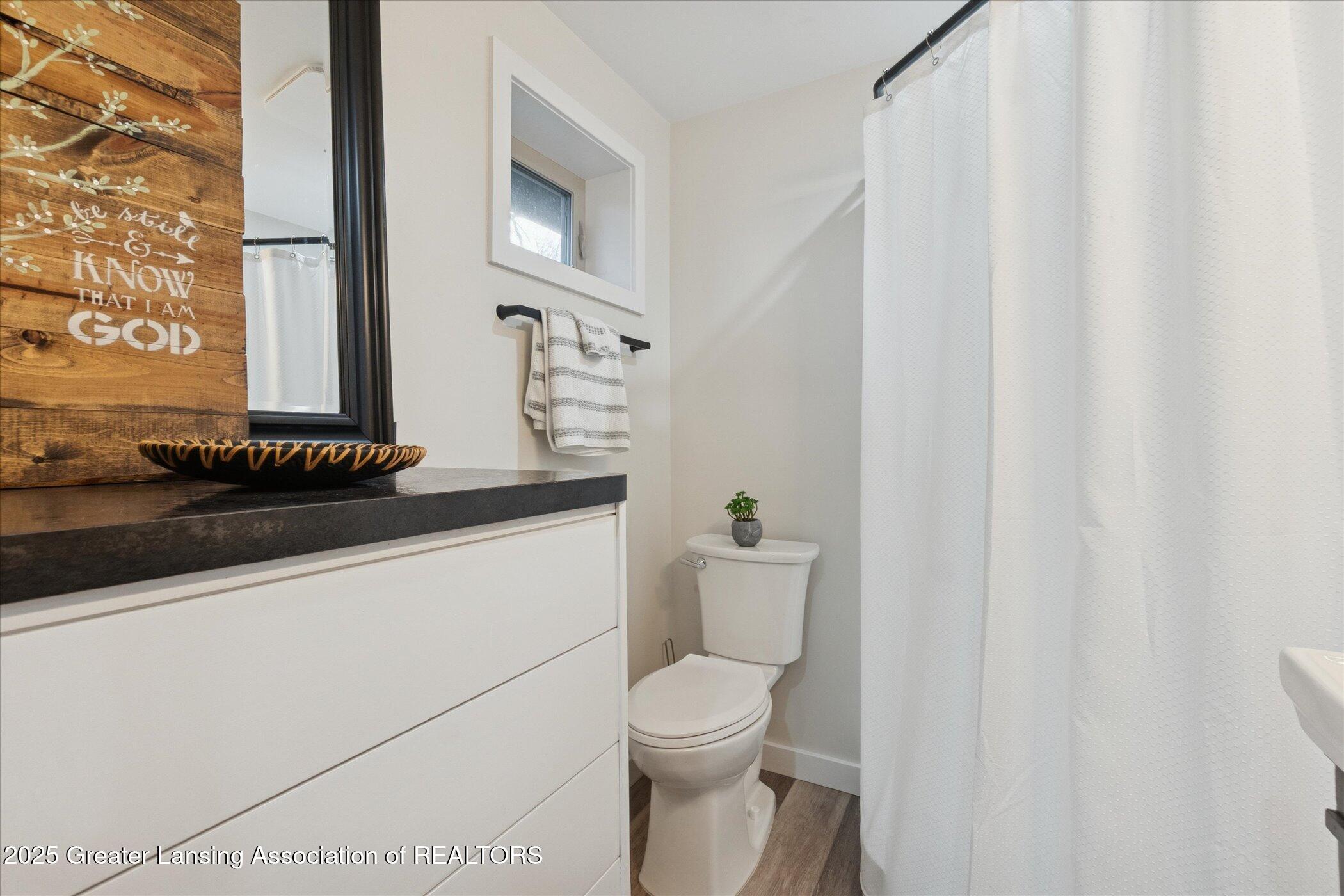 Lansing, Michigan 48911, United States, 3 Bedrooms Bedrooms, ,4 BathroomsBathrooms,Residential,Coming Soon,247539