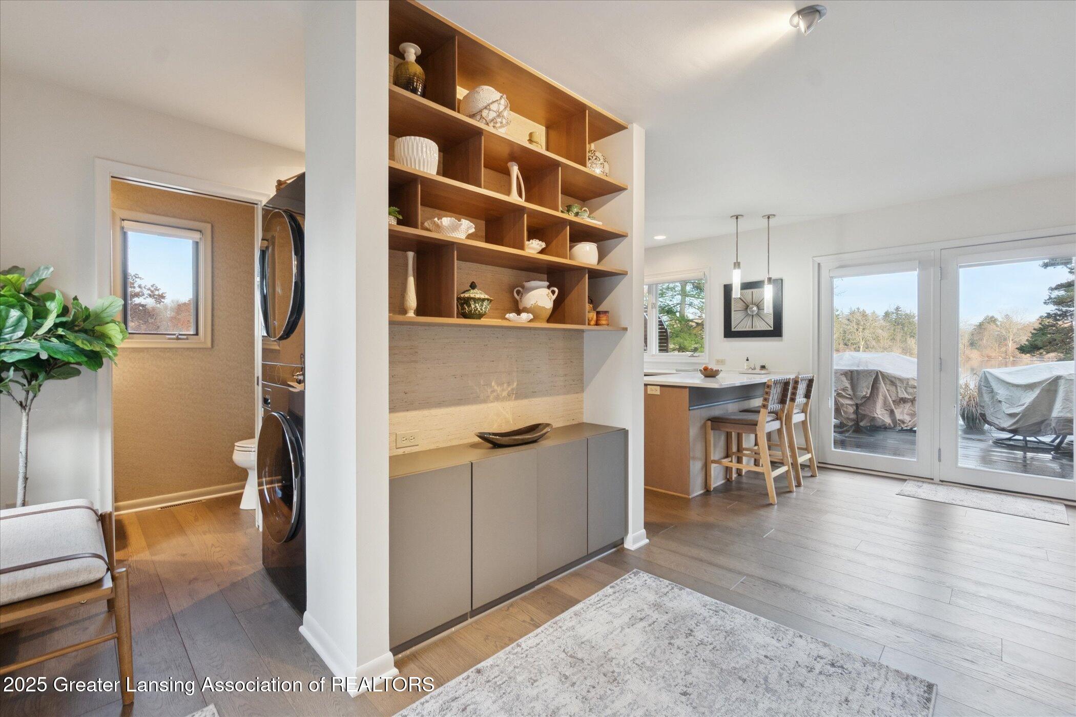 Lansing, Michigan 48911, United States, 3 Bedrooms Bedrooms, ,4 BathroomsBathrooms,Residential,Coming Soon,247539