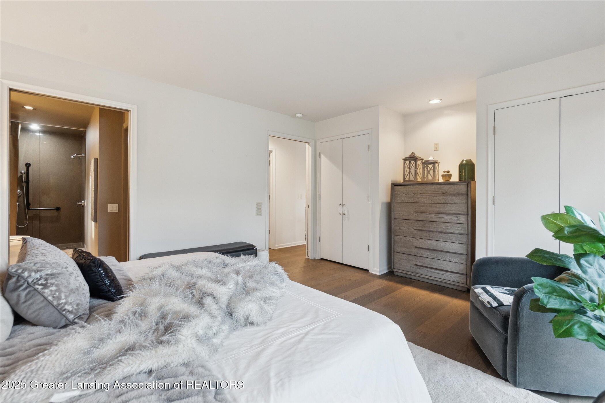 Lansing, Michigan 48911, United States, 3 Bedrooms Bedrooms, ,4 BathroomsBathrooms,Residential,Coming Soon,247539