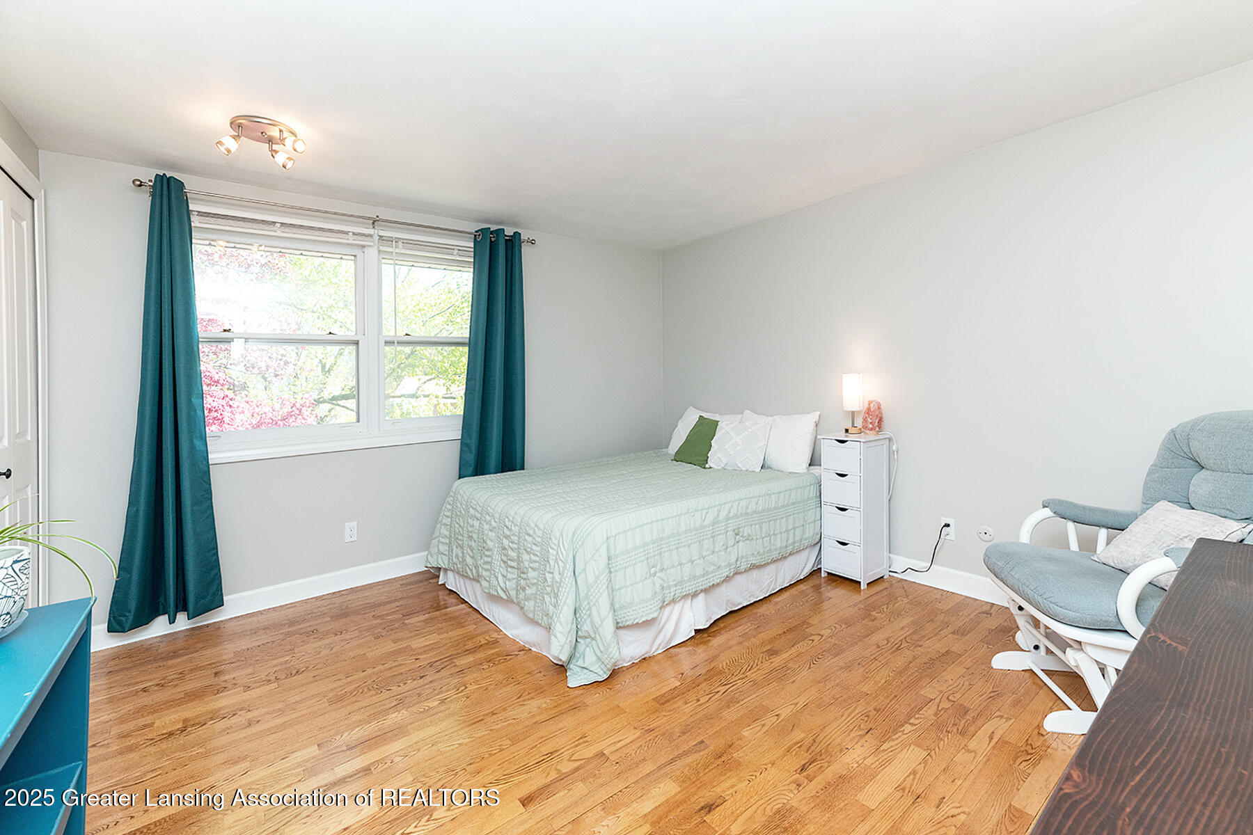 East Lansing, Michigan 48823, United States, 5 Bedrooms Bedrooms, ,3 BathroomsBathrooms,Residential,Pending,126928