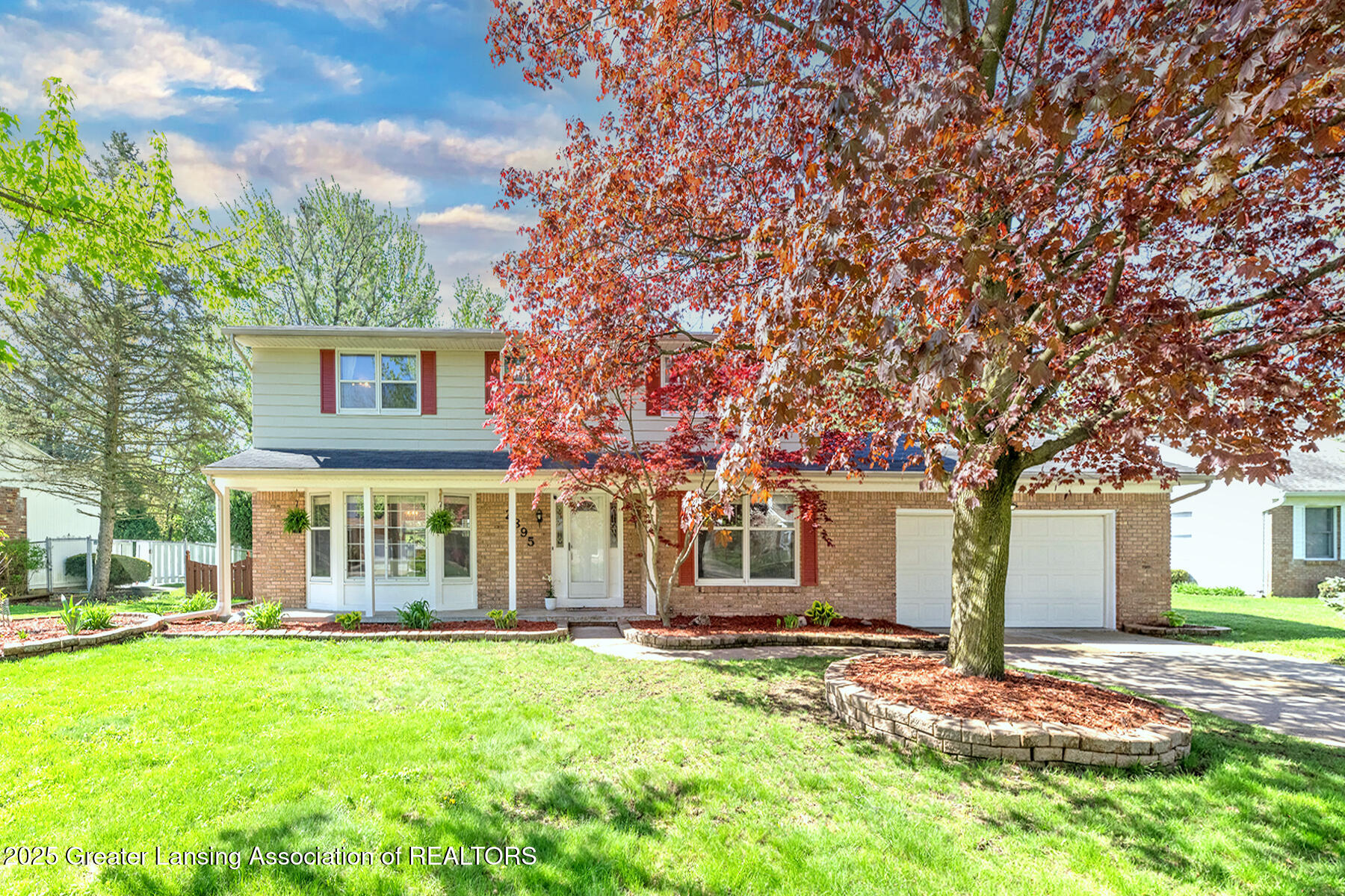 East Lansing, Michigan 48823, United States, 5 Bedrooms Bedrooms, ,3 BathroomsBathrooms,Residential,Pending,126928