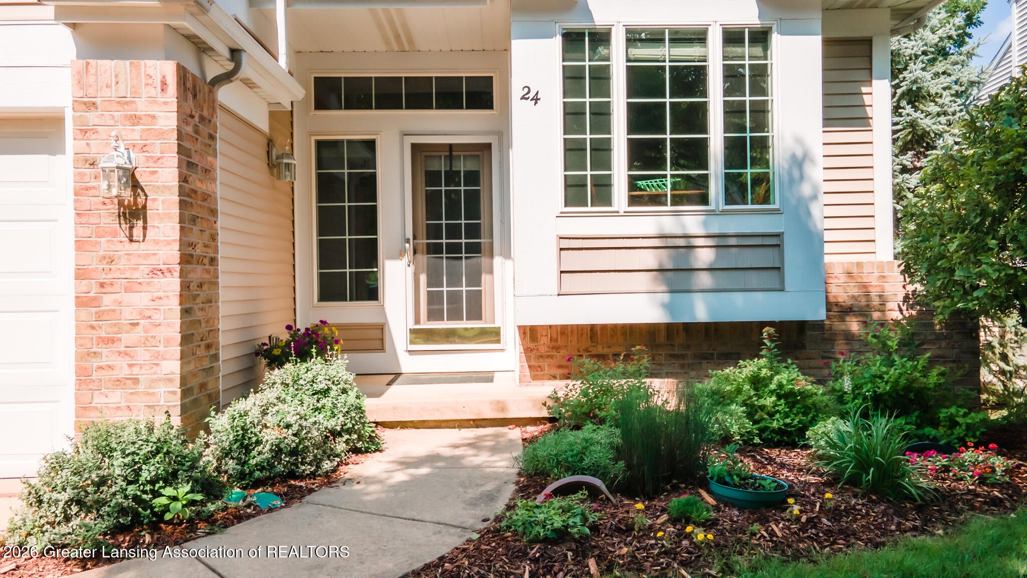 24 Aviemore Drive - Photo 2