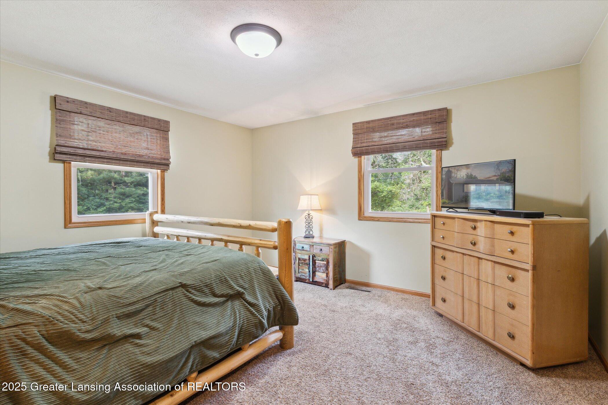 Howard City, Michigan 49329, United States, 3 Bedrooms Bedrooms, ,2 BathroomsBathrooms,Residential,Active,168180