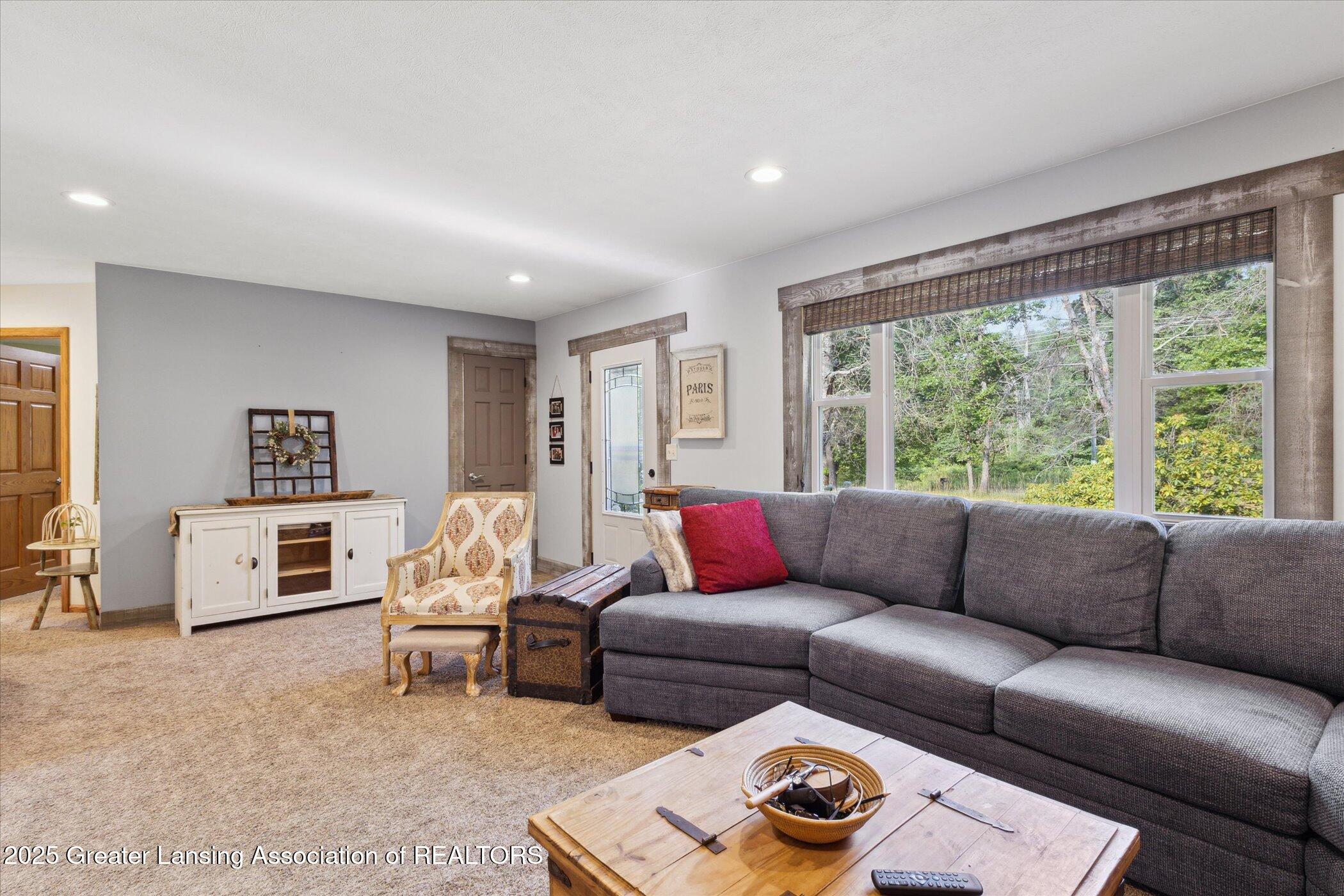 Howard City, Michigan 49329, United States, 3 Bedrooms Bedrooms, ,2 BathroomsBathrooms,Residential,Active,168180