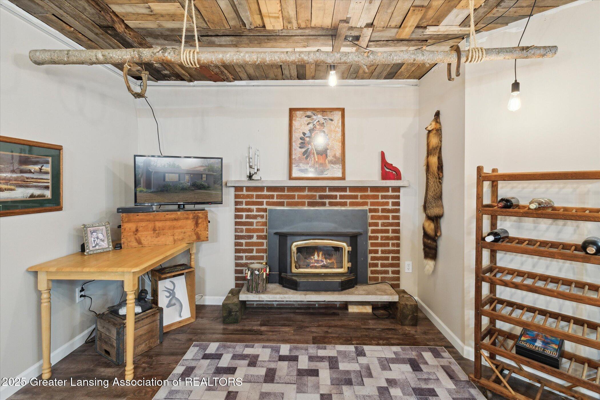 Howard City, Michigan 49329, United States, 3 Bedrooms Bedrooms, ,2 BathroomsBathrooms,Residential,Active,168180