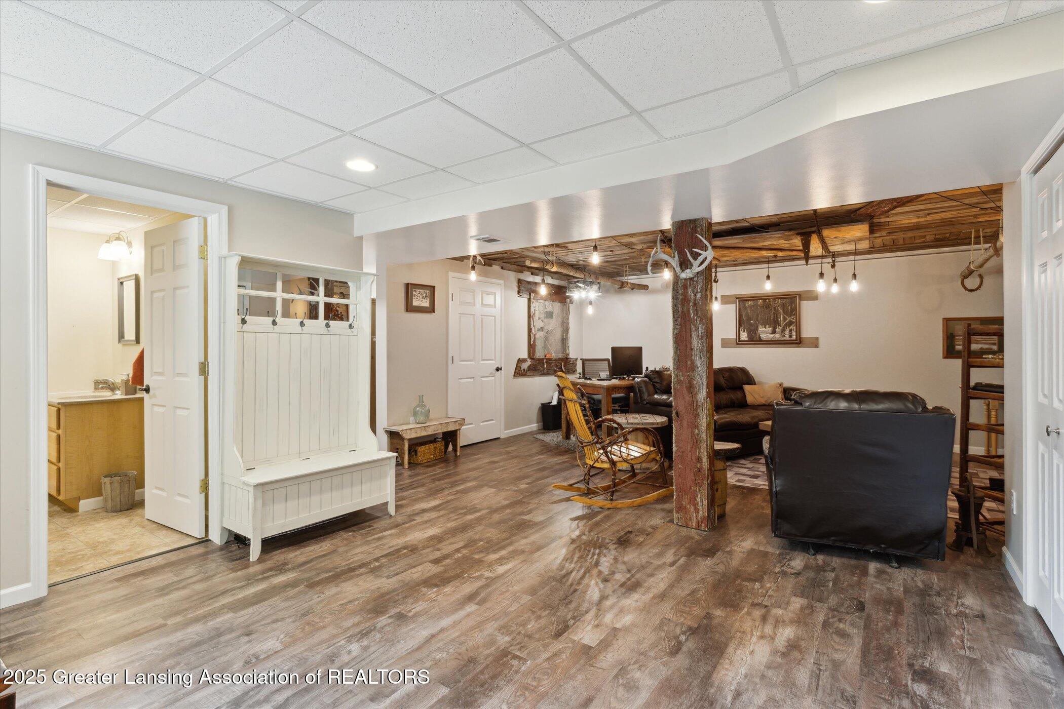 Howard City, Michigan 49329, United States, 3 Bedrooms Bedrooms, ,2 BathroomsBathrooms,Residential,Active,168180