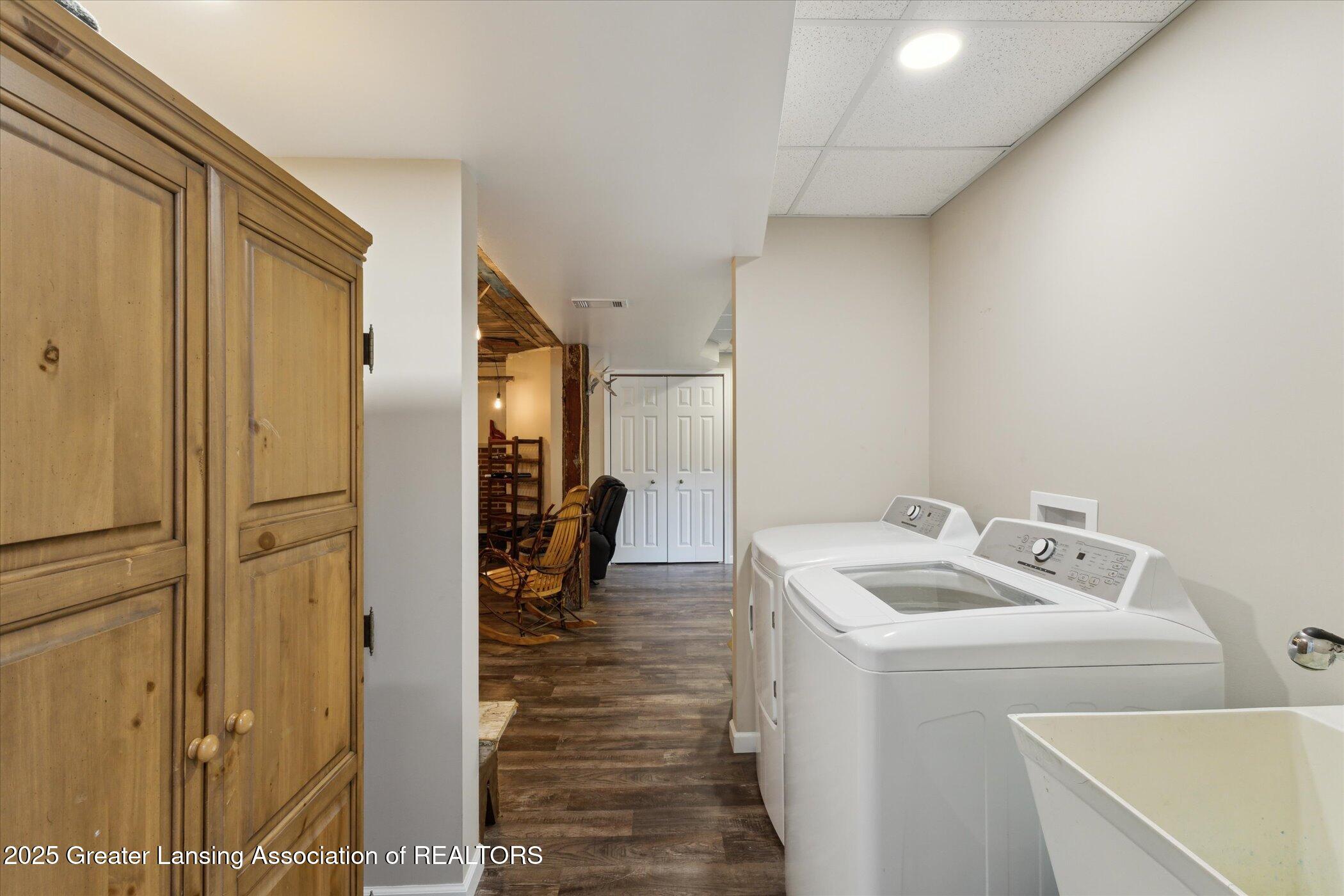 Howard City, Michigan 49329, United States, 3 Bedrooms Bedrooms, ,2 BathroomsBathrooms,Residential,Active,168180