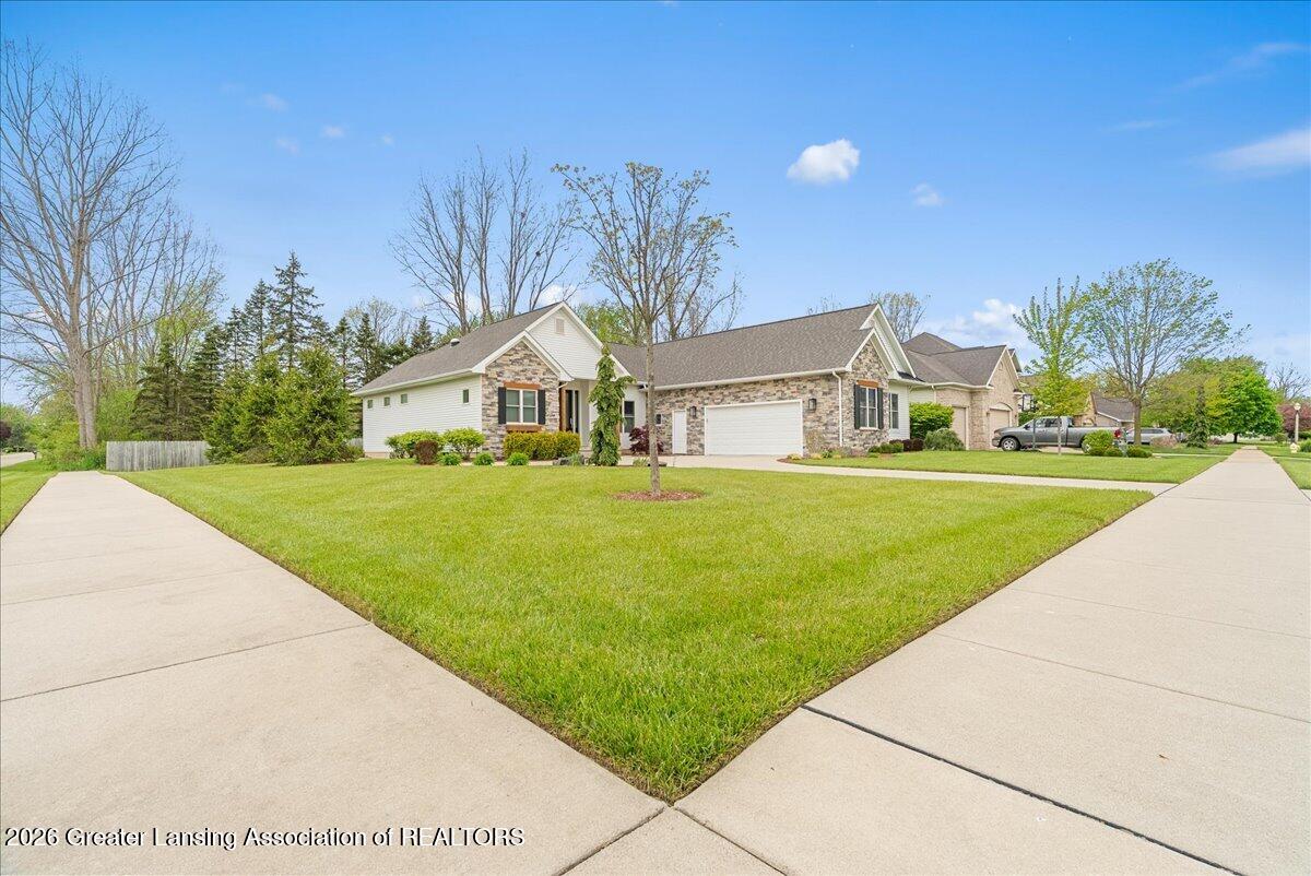 822 Laurelwood Drive