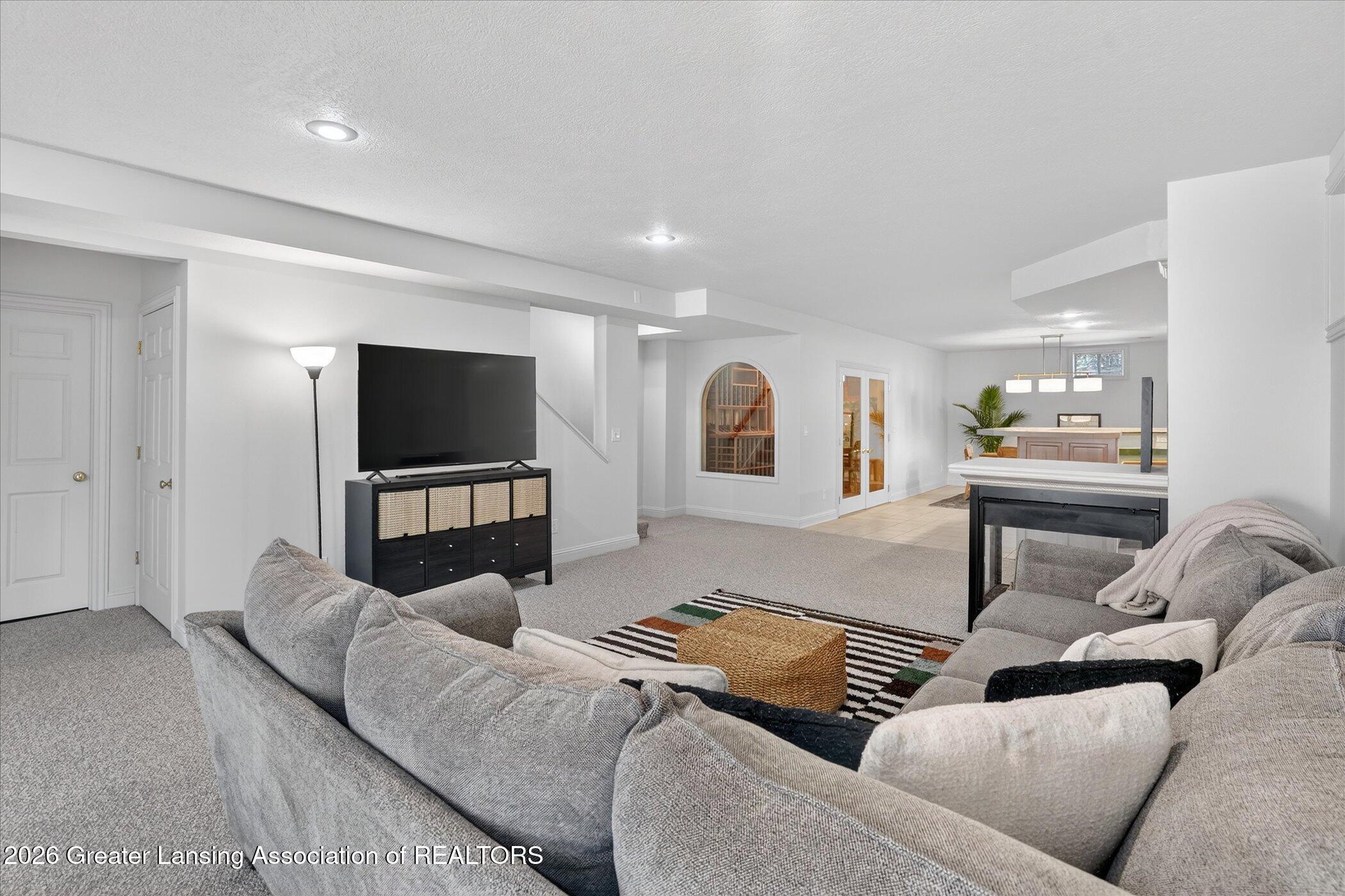 East Lansing, Michigan, 48823, United States, 6 Bedrooms Bedrooms, ,6 BathroomsBathrooms,Residential,Active,2031756