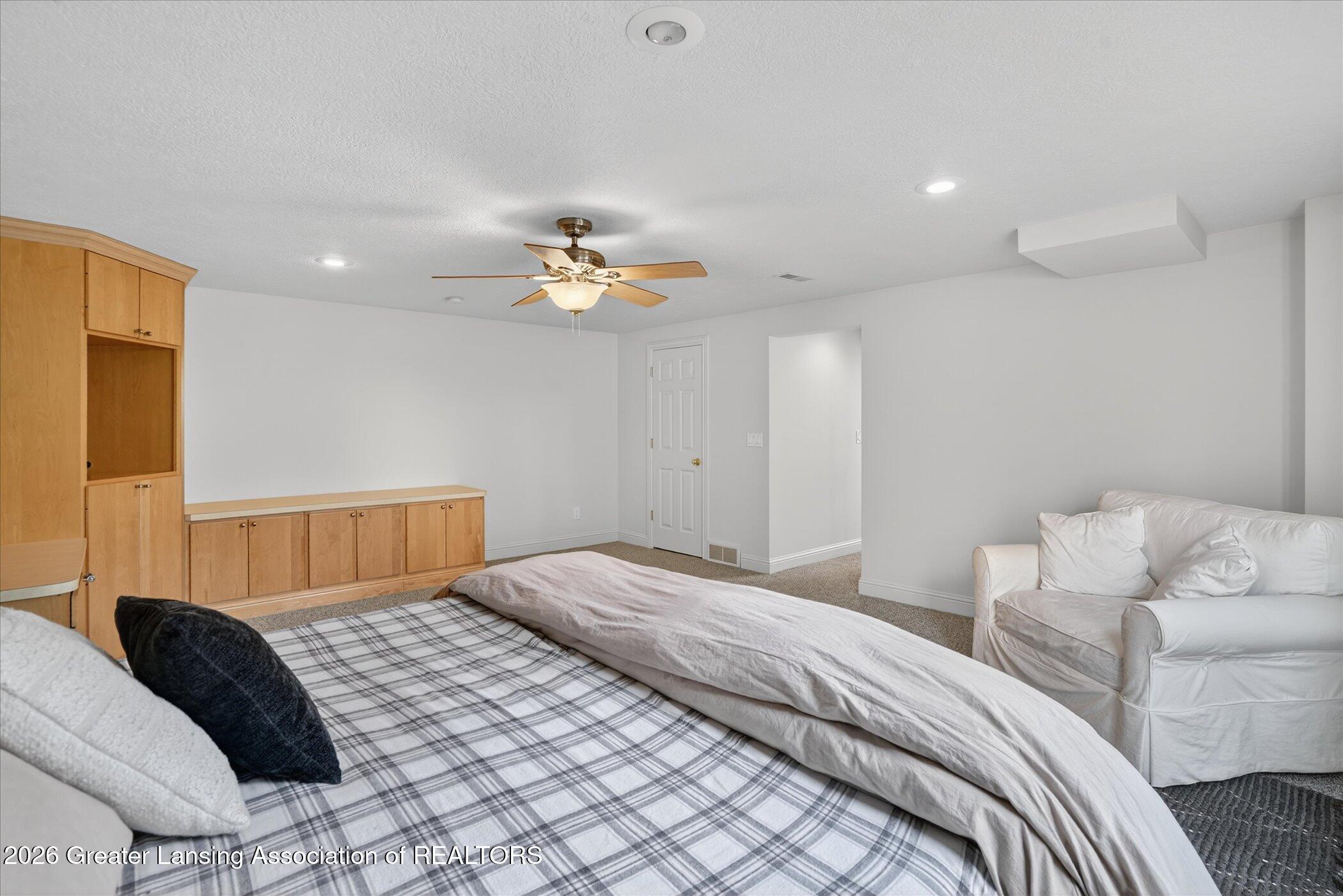 East Lansing, Michigan, 48823, United States, 6 Bedrooms Bedrooms, ,6 BathroomsBathrooms,Residential,Active,2031756