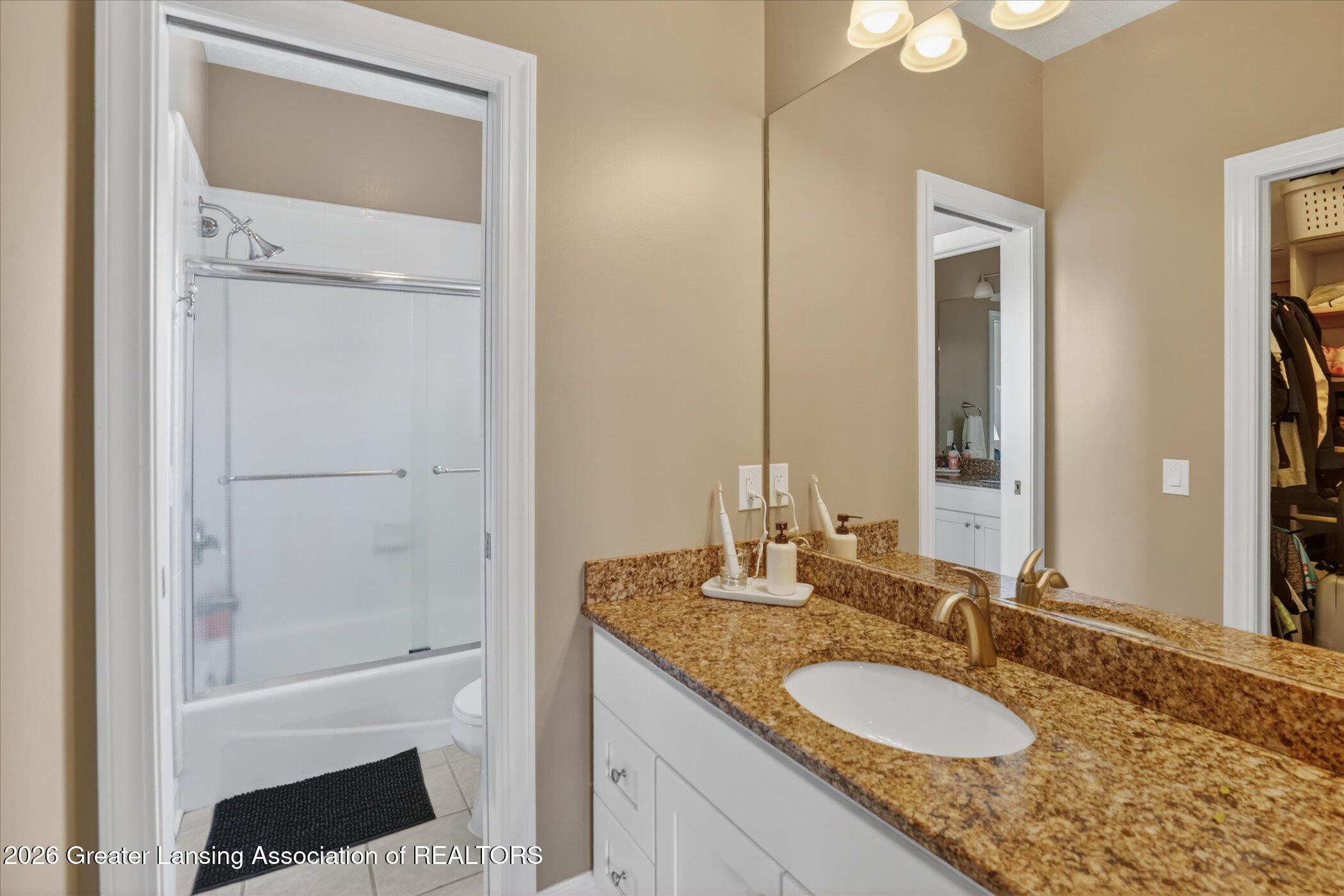 East Lansing, Michigan, 48823, United States, 6 Bedrooms Bedrooms, ,6 BathroomsBathrooms,Residential,Active,2031756