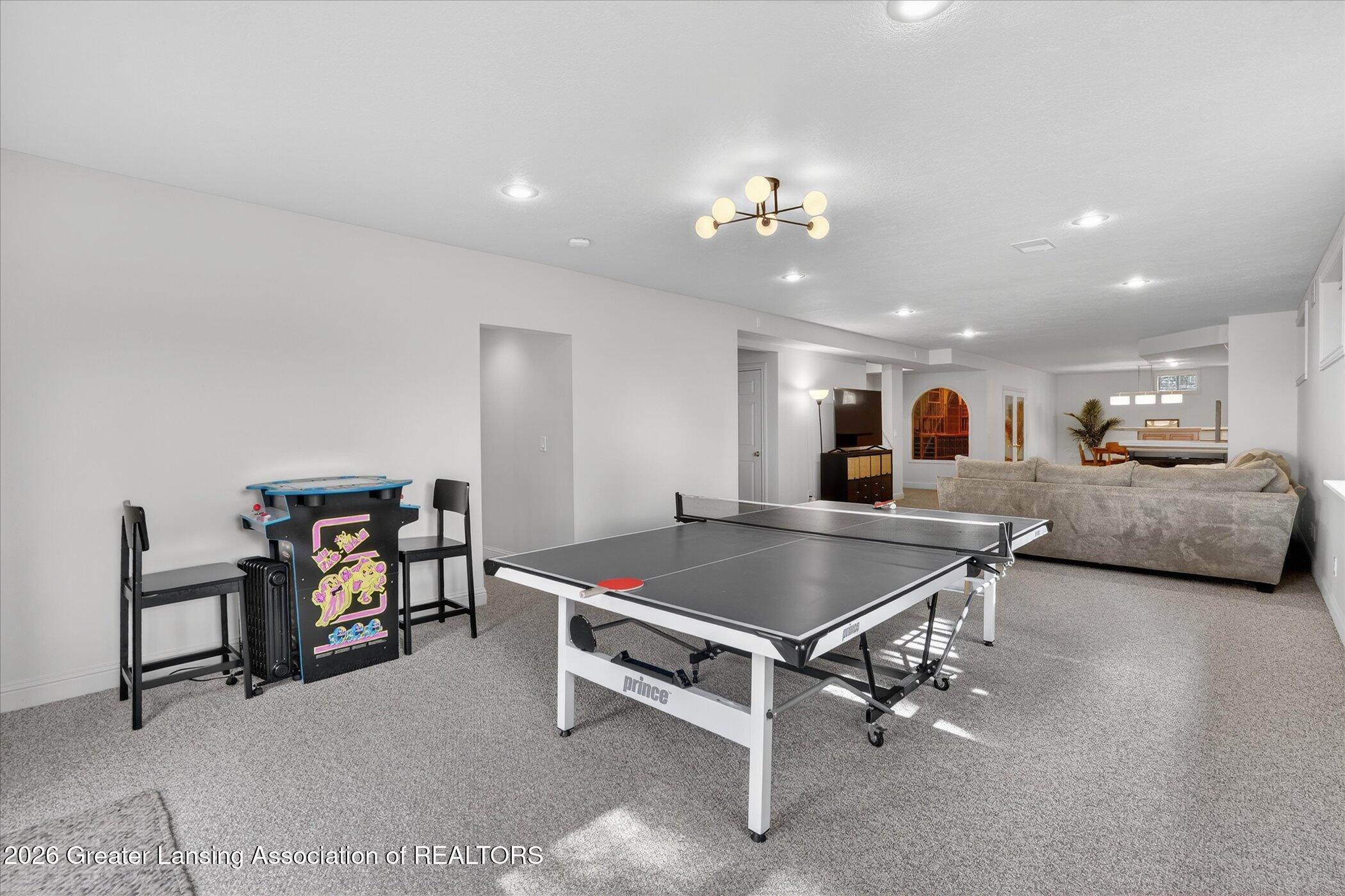 East Lansing, Michigan, 48823, United States, 6 Bedrooms Bedrooms, ,6 BathroomsBathrooms,Residential,Active,2031756