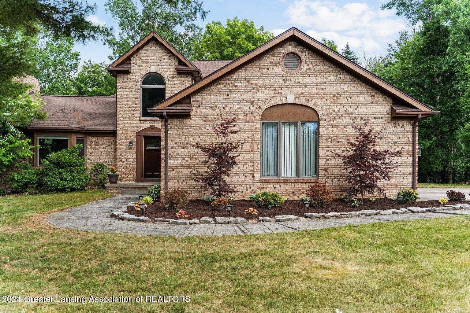 Okemos, Michigan 48864, United States, 4 Bedrooms Bedrooms, ,5 BathroomsBathrooms,Residential,Active,60186