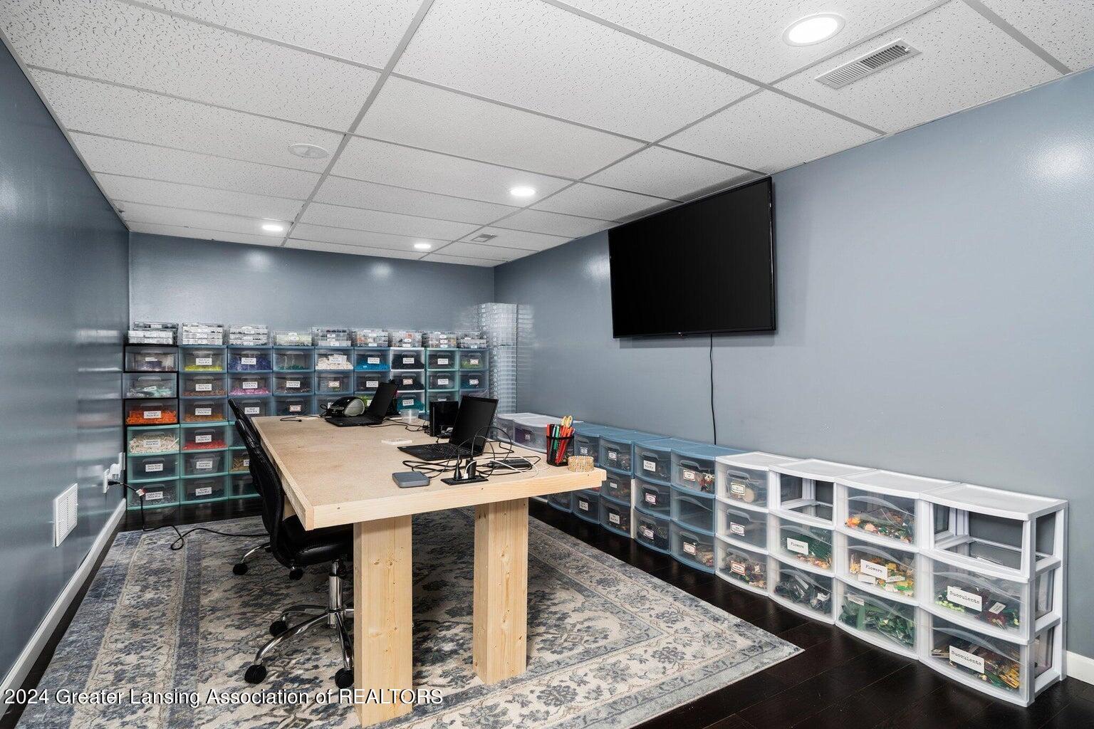 Okemos, Michigan 48864, United States, 4 Bedrooms Bedrooms, ,5 BathroomsBathrooms,Residential,Active,60186