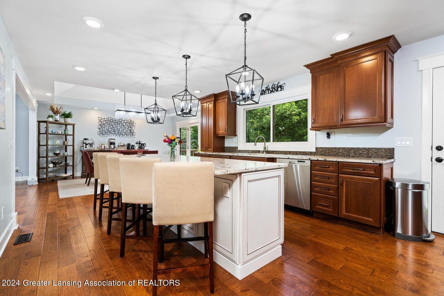 Okemos, Michigan 48864, United States, 4 Bedrooms Bedrooms, ,5 BathroomsBathrooms,Residential,Active,60186