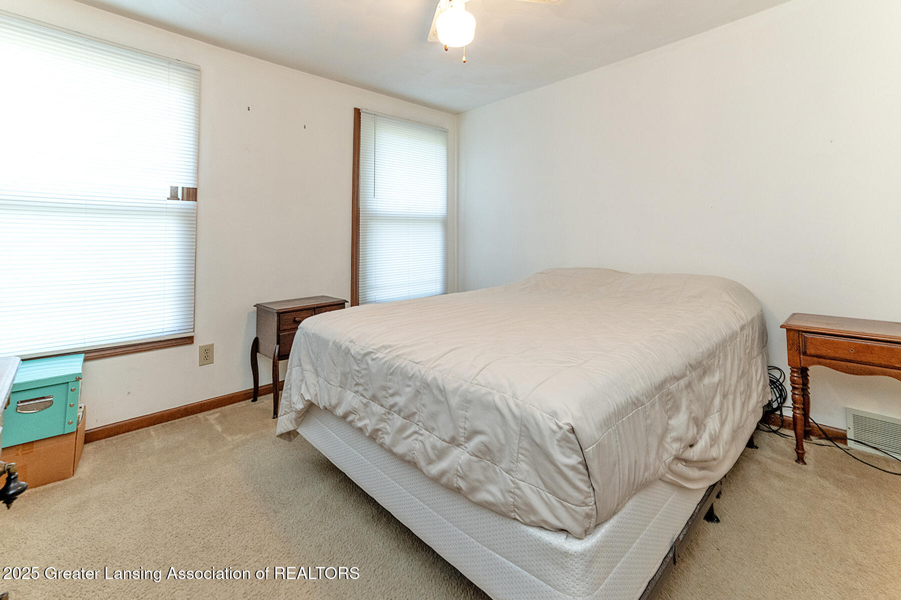 Okemos, Michigan 48864, United States, 3 Bedrooms Bedrooms, ,3 BathroomsBathrooms,Residential,Active,186287