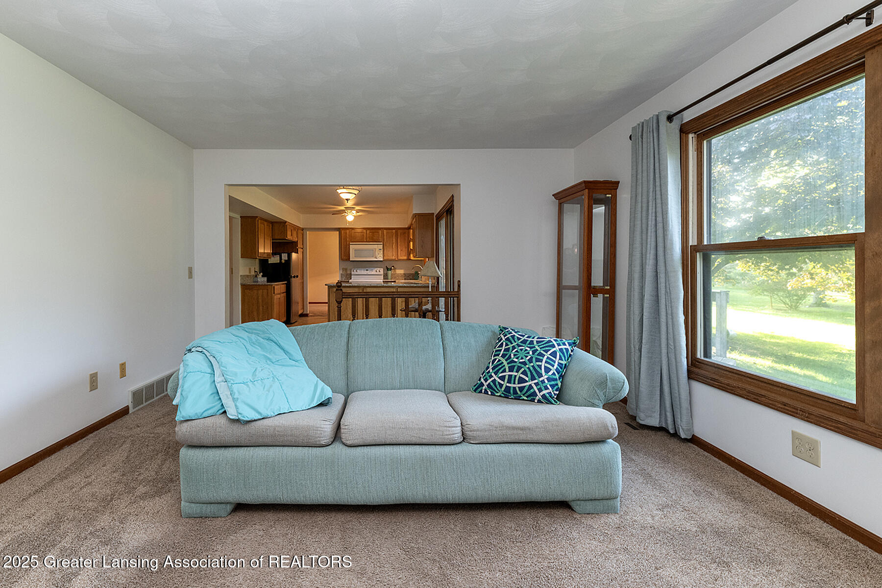 Okemos, Michigan 48864, United States, 3 Bedrooms Bedrooms, ,3 BathroomsBathrooms,Residential,Active,186287