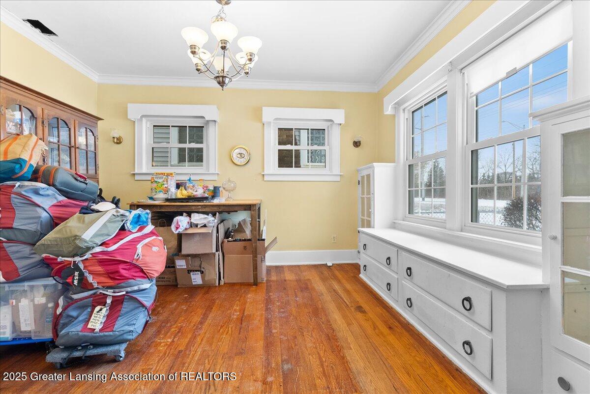 Lansing, Michigan 48915, United States, 3 Bedrooms Bedrooms, ,1 BathroomBathrooms,Residential,Active,255784