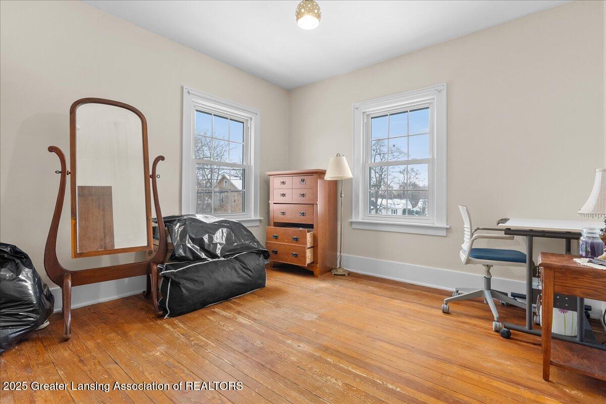 Lansing, Michigan 48915, United States, 3 Bedrooms Bedrooms, ,1 BathroomBathrooms,Residential,Active,255784