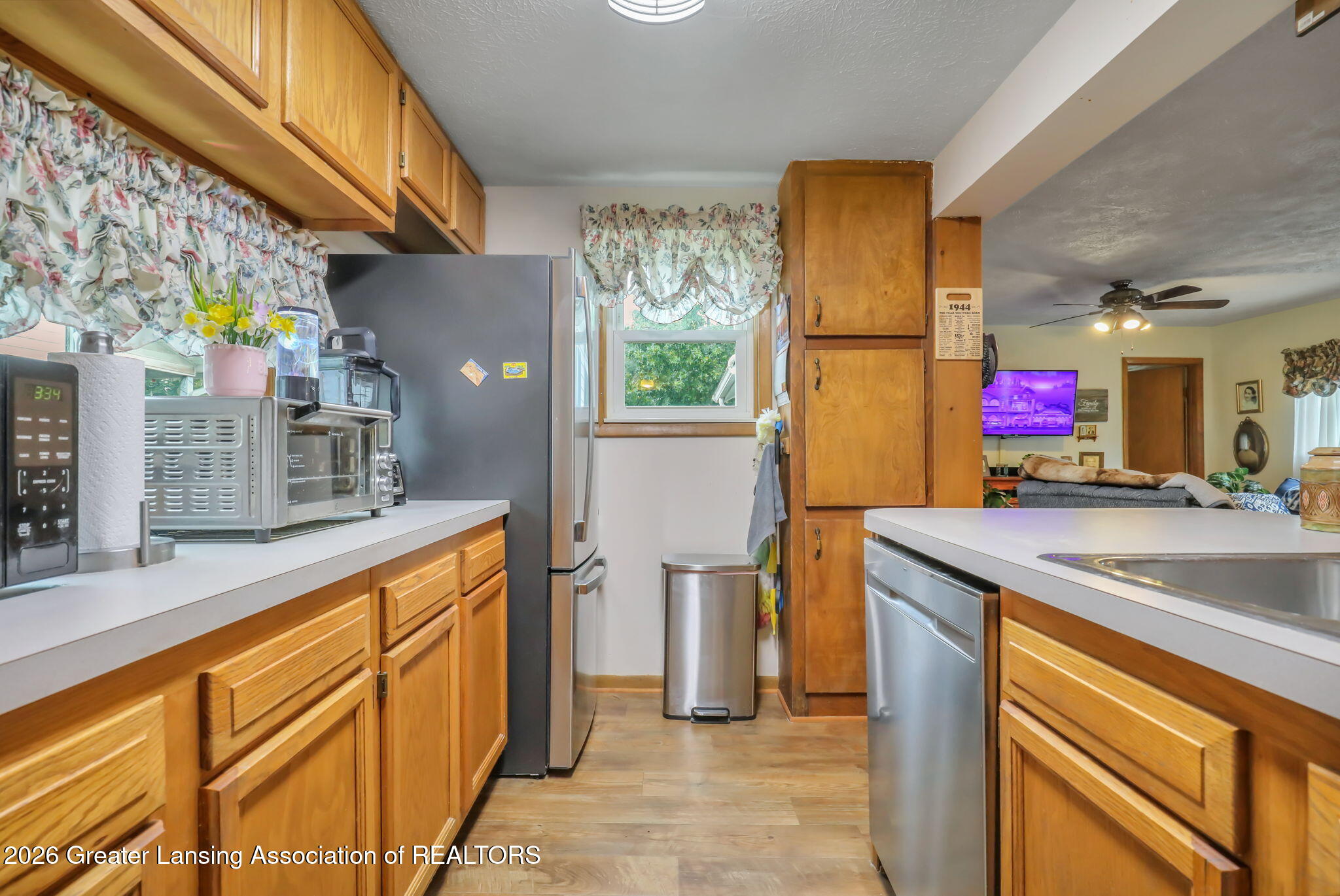 120 E Shepherd Street - Photo 4