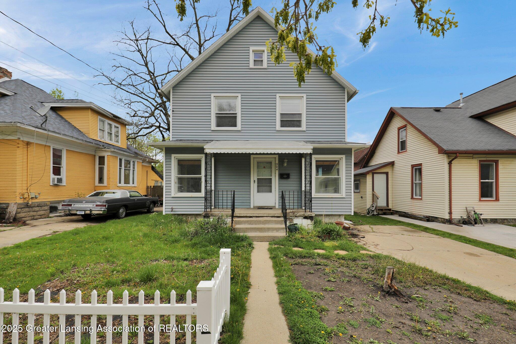 Lansing, Michigan 48906, United States, 4 Bedrooms Bedrooms, ,2 BathroomsBathrooms,Residential,Pending,124720