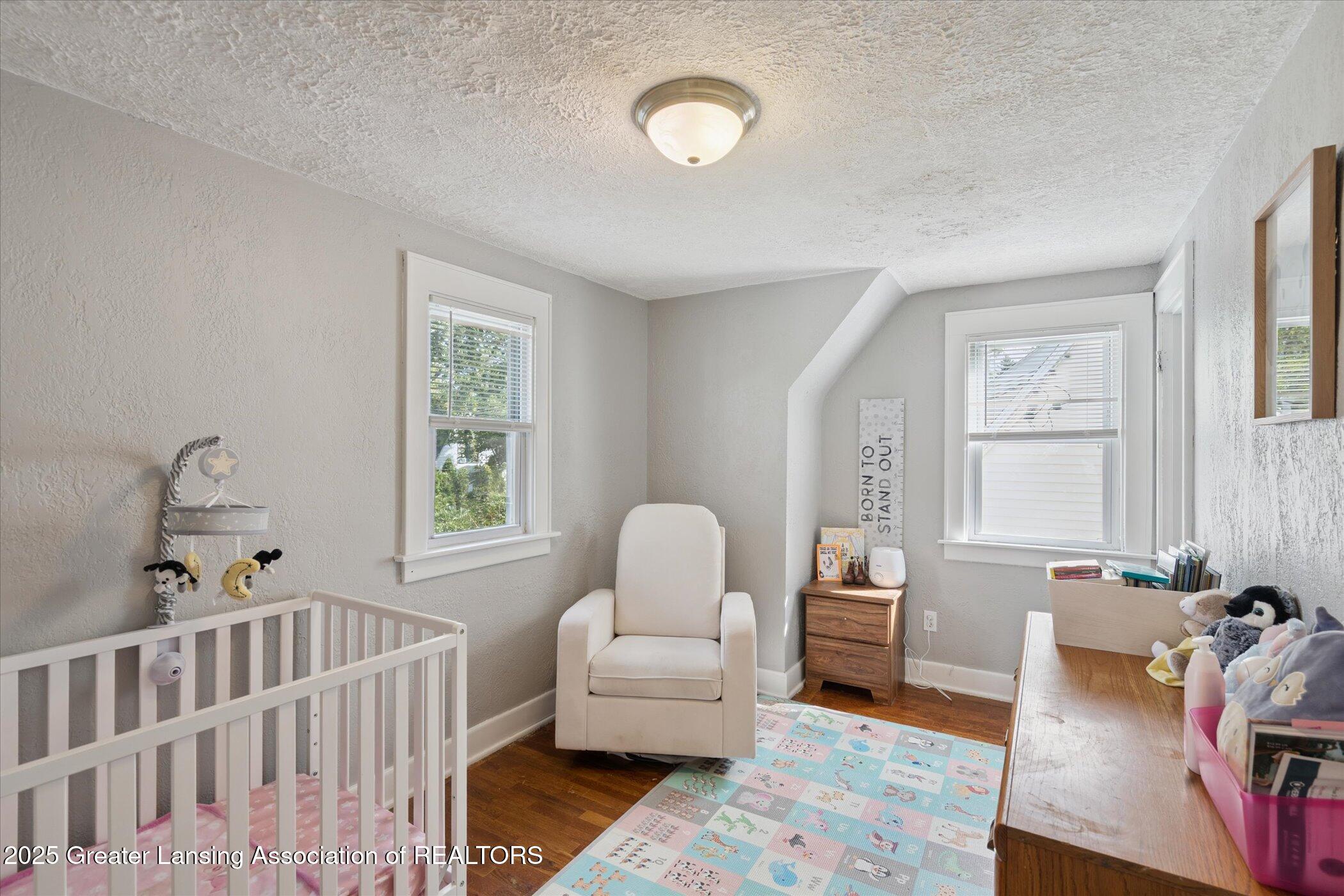 Lansing, Michigan 48915, United States, 2 Bedrooms Bedrooms, ,1 BathroomBathrooms,Residential,Active,205027