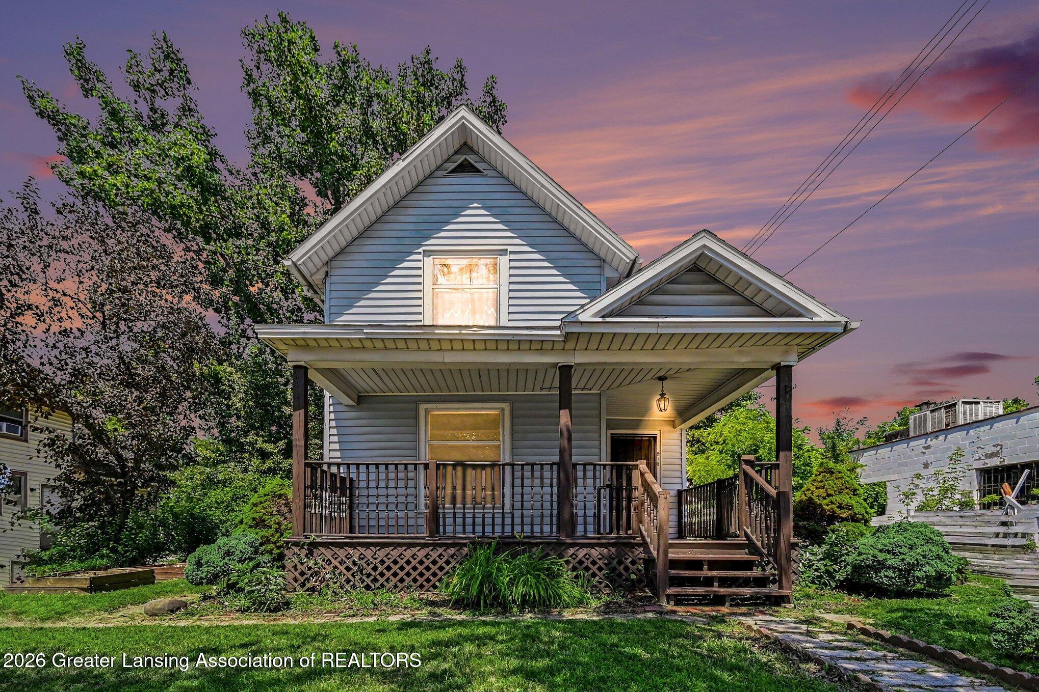 915 E Cesar E Chavez Avenue - Photo 2