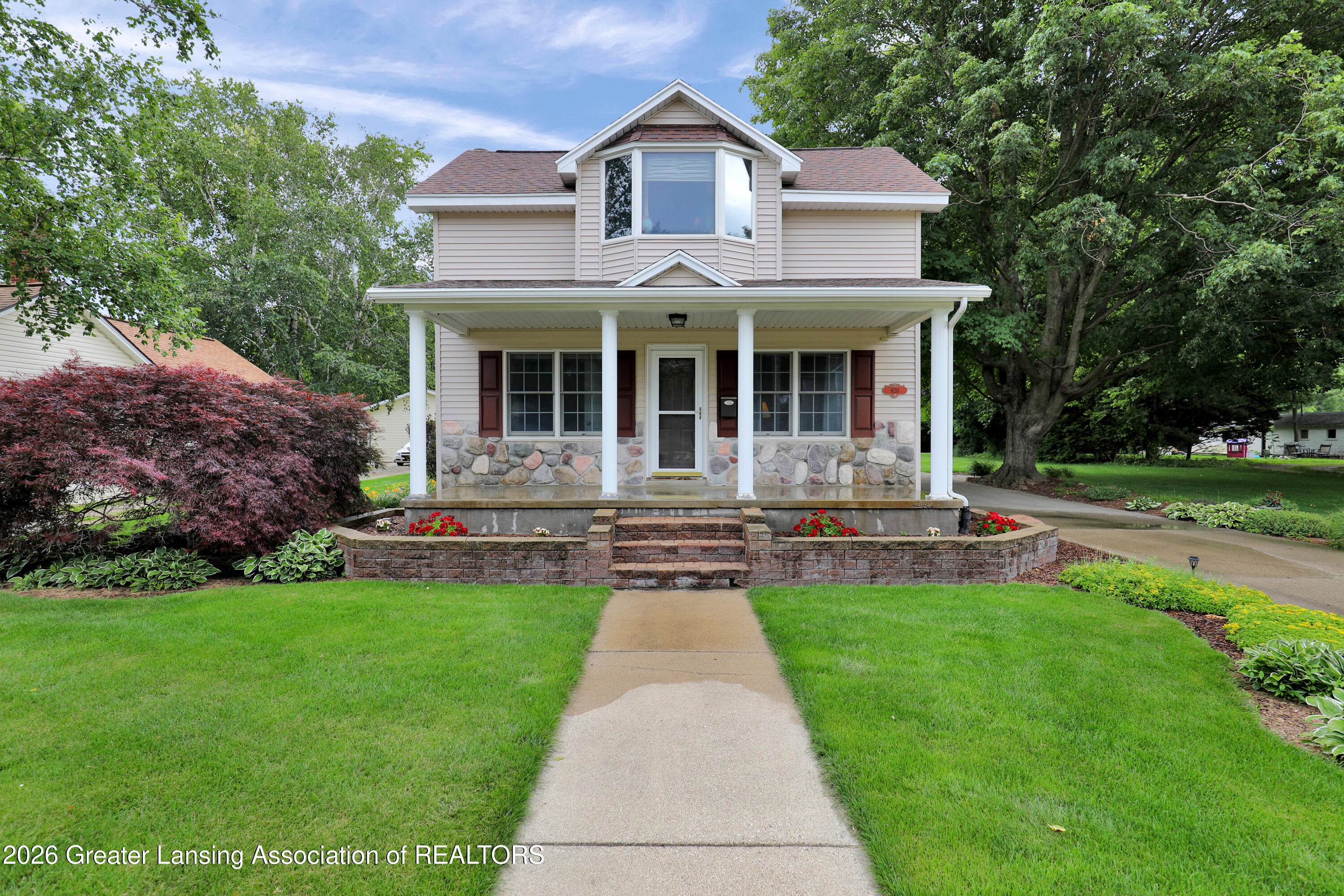 620 W Henry Street - Photo 3