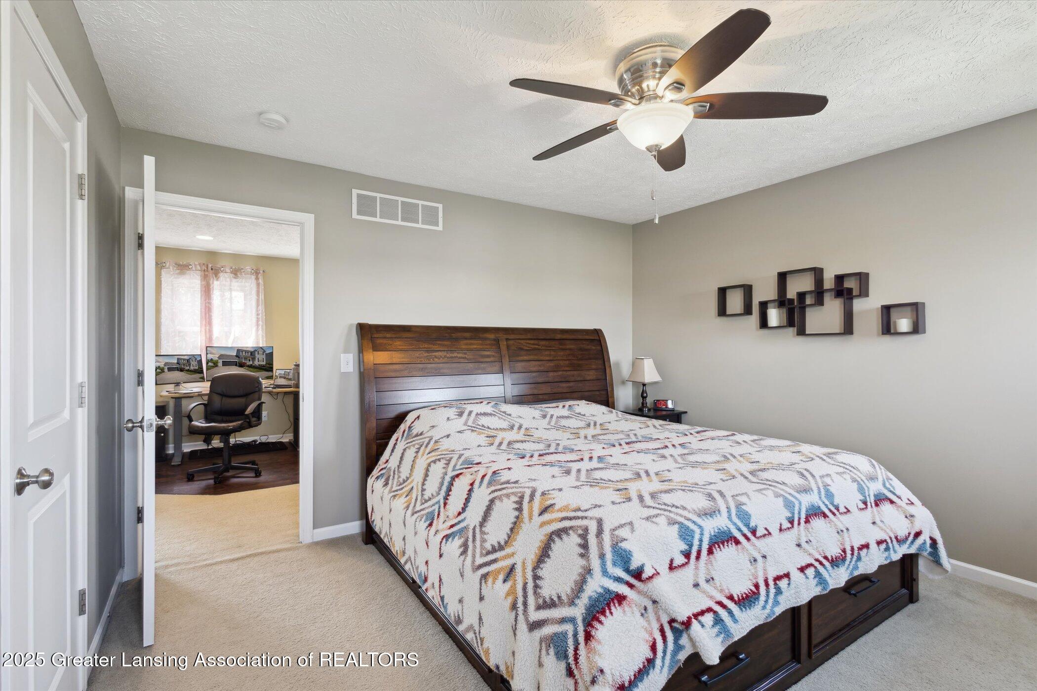 East Lansing, Michigan 48823, United States, 3 Bedrooms Bedrooms, ,3 BathroomsBathrooms,Residential,Pending,144687