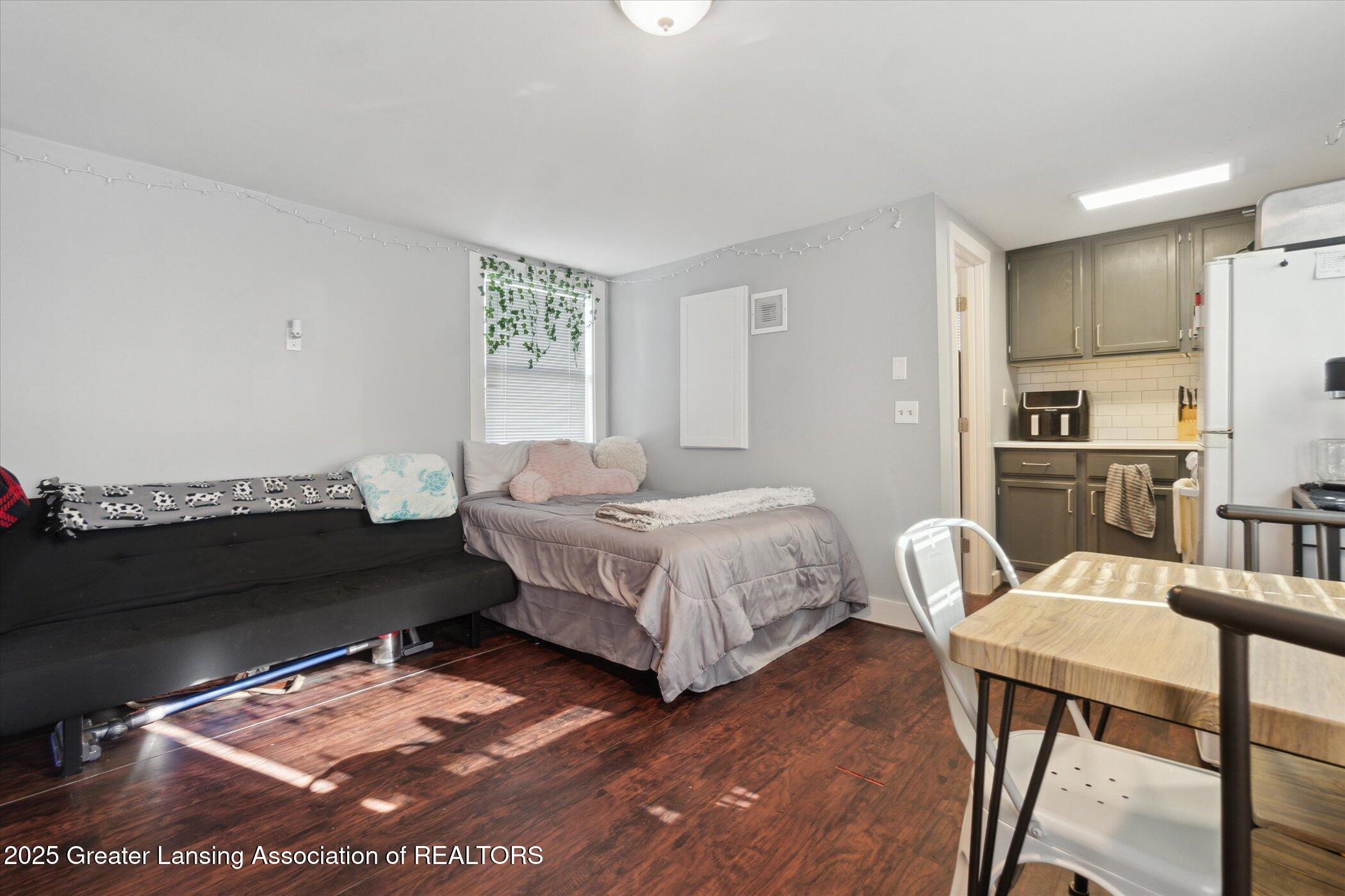 East Lansing, Michigan 48823, United States, ,Residential,Pending,11442