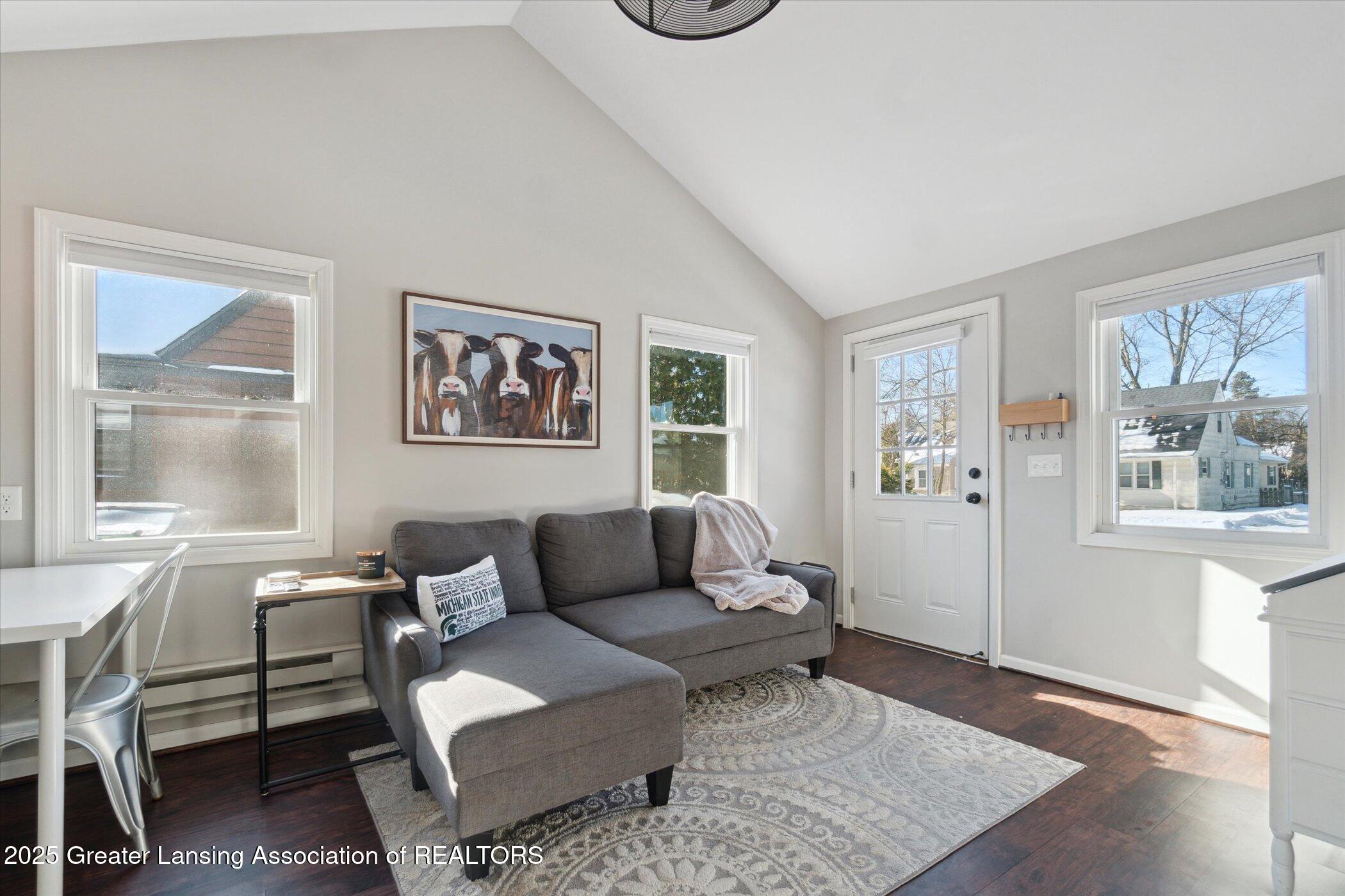 East Lansing, Michigan 48823, United States, ,Residential,Pending,11442