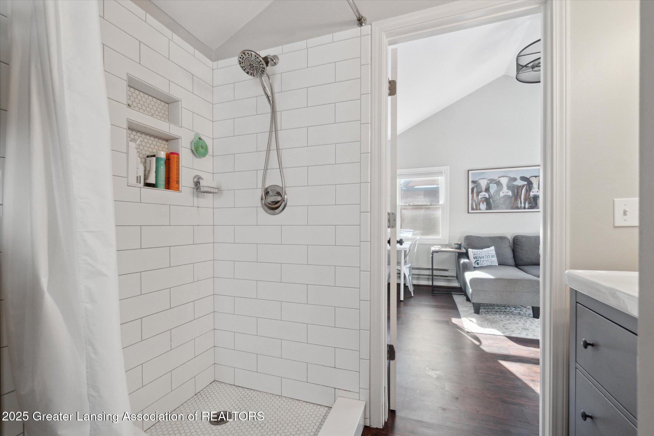 East Lansing, Michigan 48823, United States, ,Residential,Pending,11442